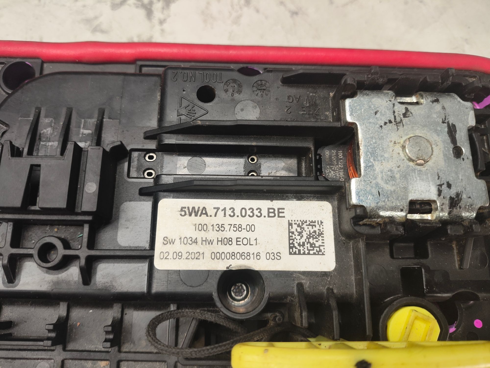 https://ycs.partsauto.market/partsauto-images/thmbs/userImages/6ab8ea4394fc0aced0b69382a3e61955/part/ad88bebc-b237-4204-af73-1276f59d26e6_1775651139477.jpg