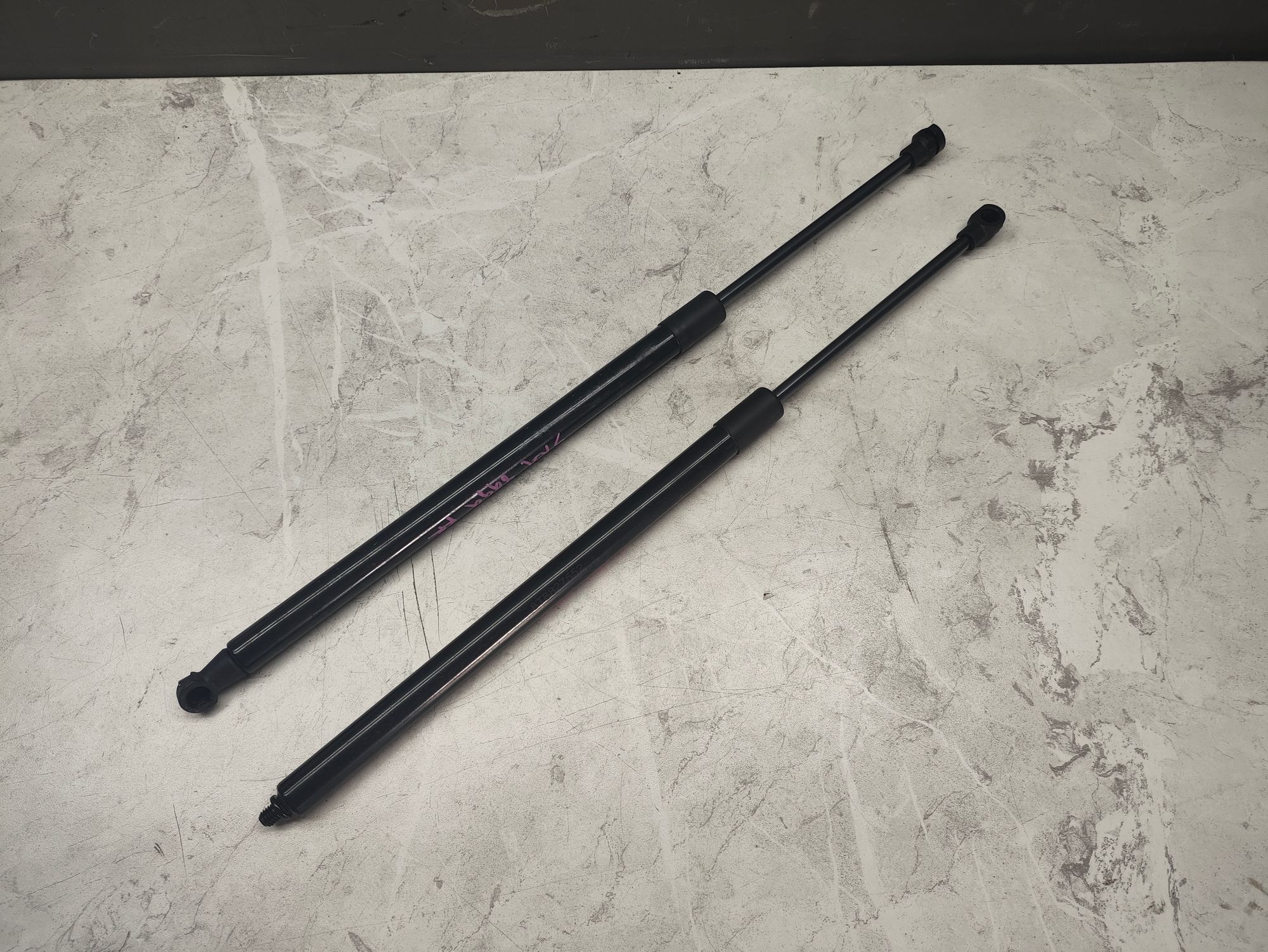 https://ycs.partsauto.market/partsauto-images/thmbs/userImages/6ab8ea4394fc0aced0b69382a3e61955/part/ae6c5117-a7b5-42d2-a8f1-083baa8147fd_1784112084629.jpg