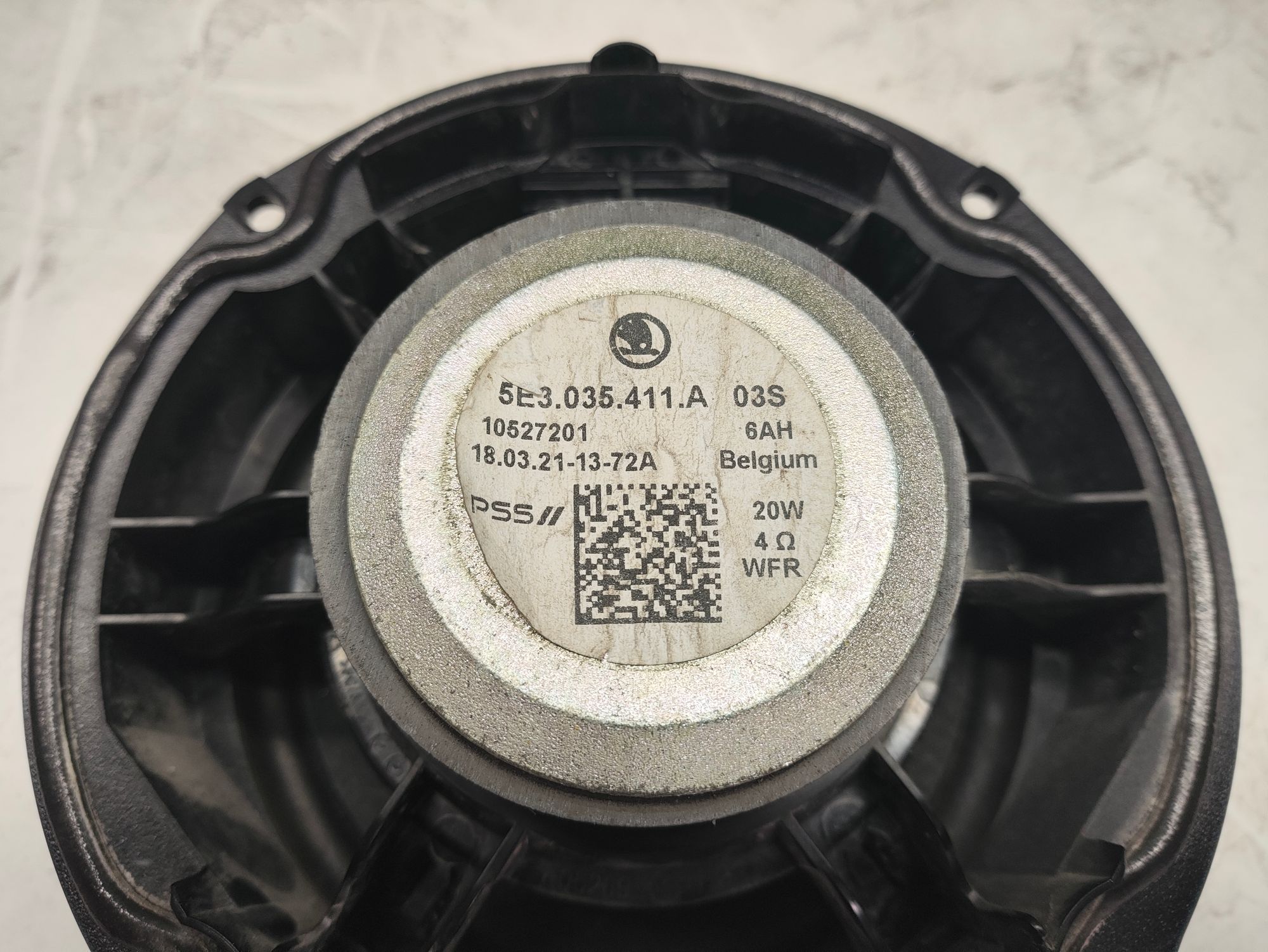 https://ycs.partsauto.market/partsauto-images/thmbs/userImages/6ab8ea4394fc0aced0b69382a3e61955/part/b3684f2b-99c4-4c85-9f4d-d7158d52c8ab_1776153411201.jpg