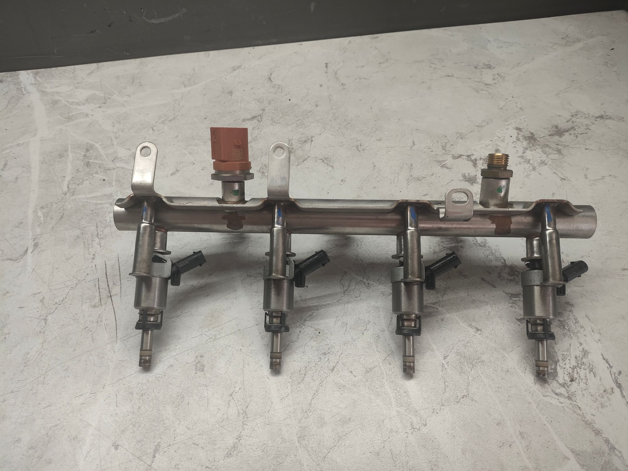 https://ycs.partsauto.market/partsauto-images/thmbs/userImages/6ab8ea4394fc0aced0b69382a3e61955/part/b6bcad65-7ec2-4e25-b928-4340193f22eb_1785400518589.jpg