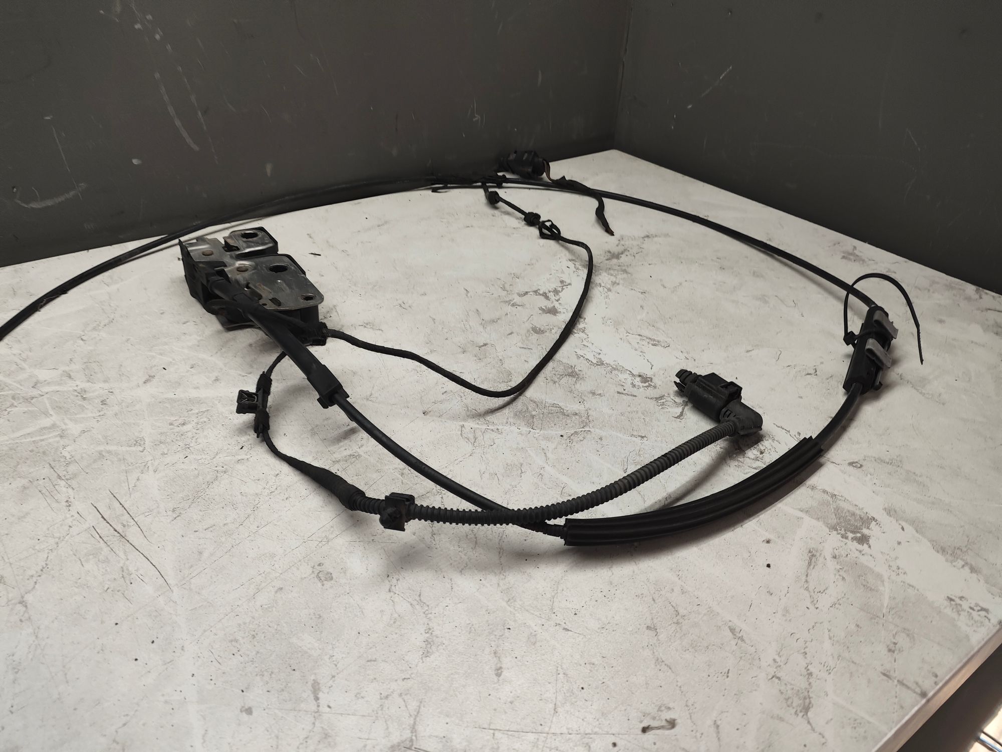 https://ycs.partsauto.market/partsauto-images/thmbs/userImages/6ab8ea4394fc0aced0b69382a3e61955/part/b78c8112-24d6-45b5-ad27-e3a91114cfa6_1784196408424.jpg