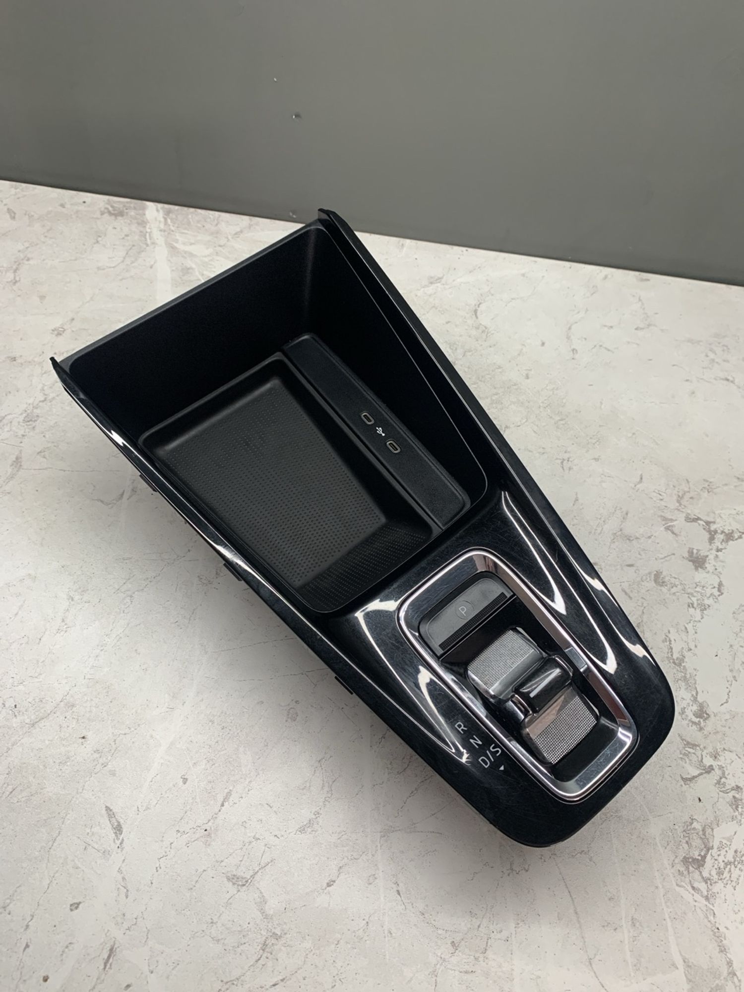 https://ycs.partsauto.market/partsauto-images/thmbs/userImages/6ab8ea4394fc0aced0b69382a3e61955/part/b8d23b23-9b63-42bc-acb2-3b208d7a9e75_1774257727973.jpg