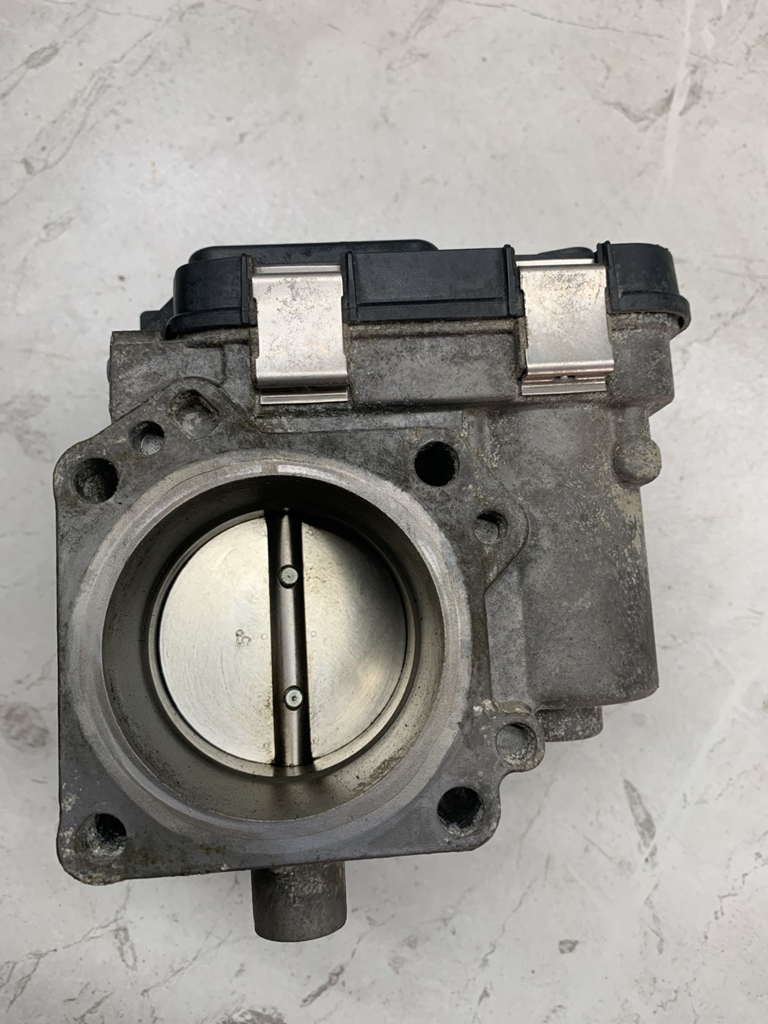 https://ycs.partsauto.market/partsauto-images/thmbs/userImages/6ab8ea4394fc0aced0b69382a3e61955/part/ba0c4faa-621d-4c78-b047-caa0b463b57d_1773750569350.jpg