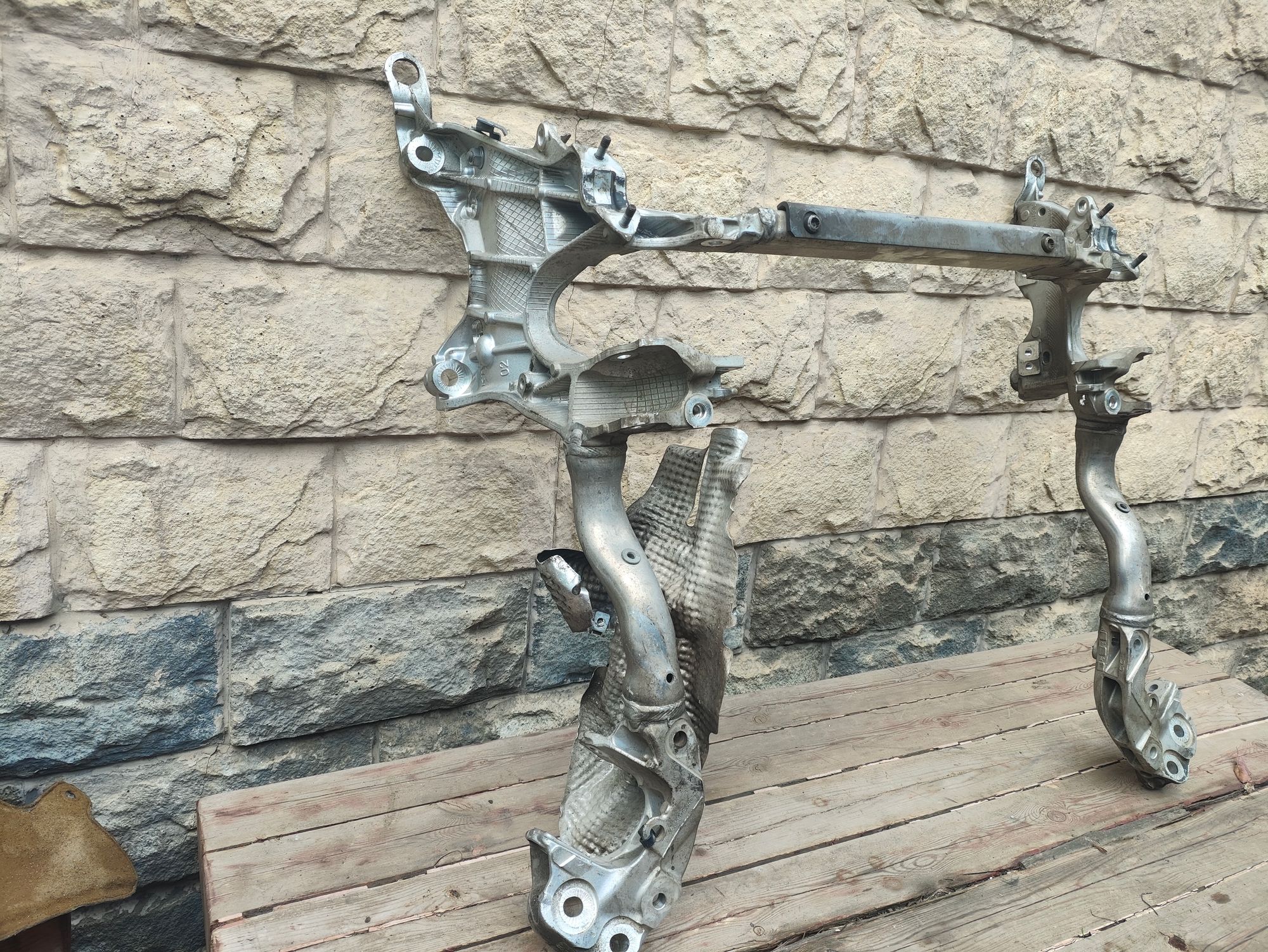 https://ycs.partsauto.market/partsauto-images/thmbs/userImages/6ab8ea4394fc0aced0b69382a3e61955/part/bd4ea505-ff60-40ac-8d3b-ea545a261694_1784116567731.jpg