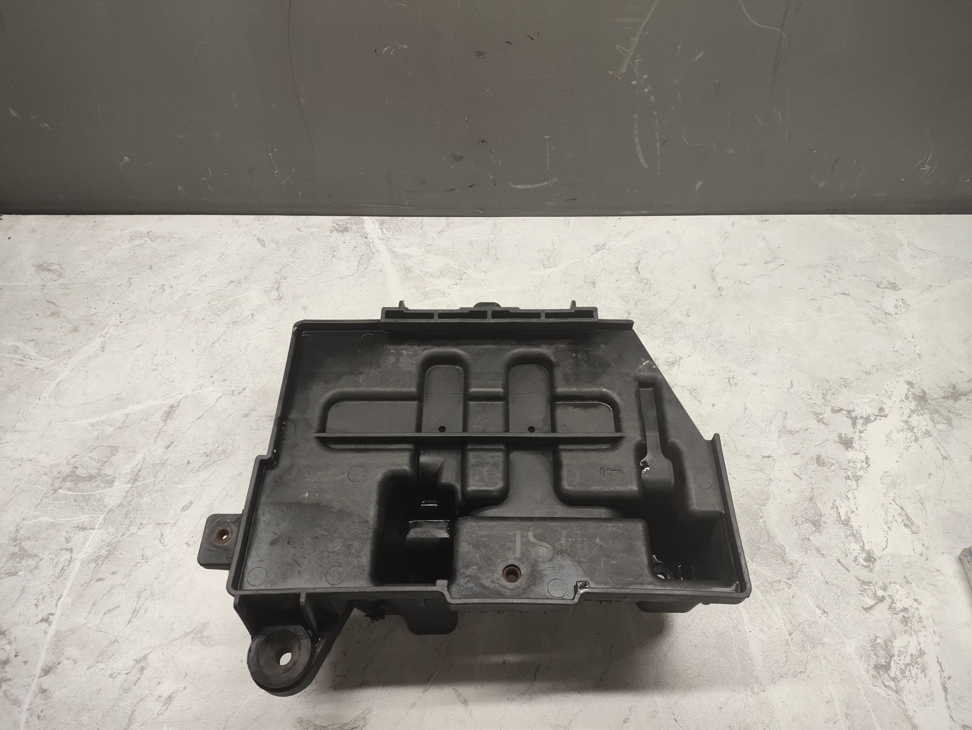 https://ycs.partsauto.market/partsauto-images/thmbs/userImages/6ab8ea4394fc0aced0b69382a3e61955/part/be877fe0-cf91-4d95-b14c-5d8a90079c62_1781008842938.jpg