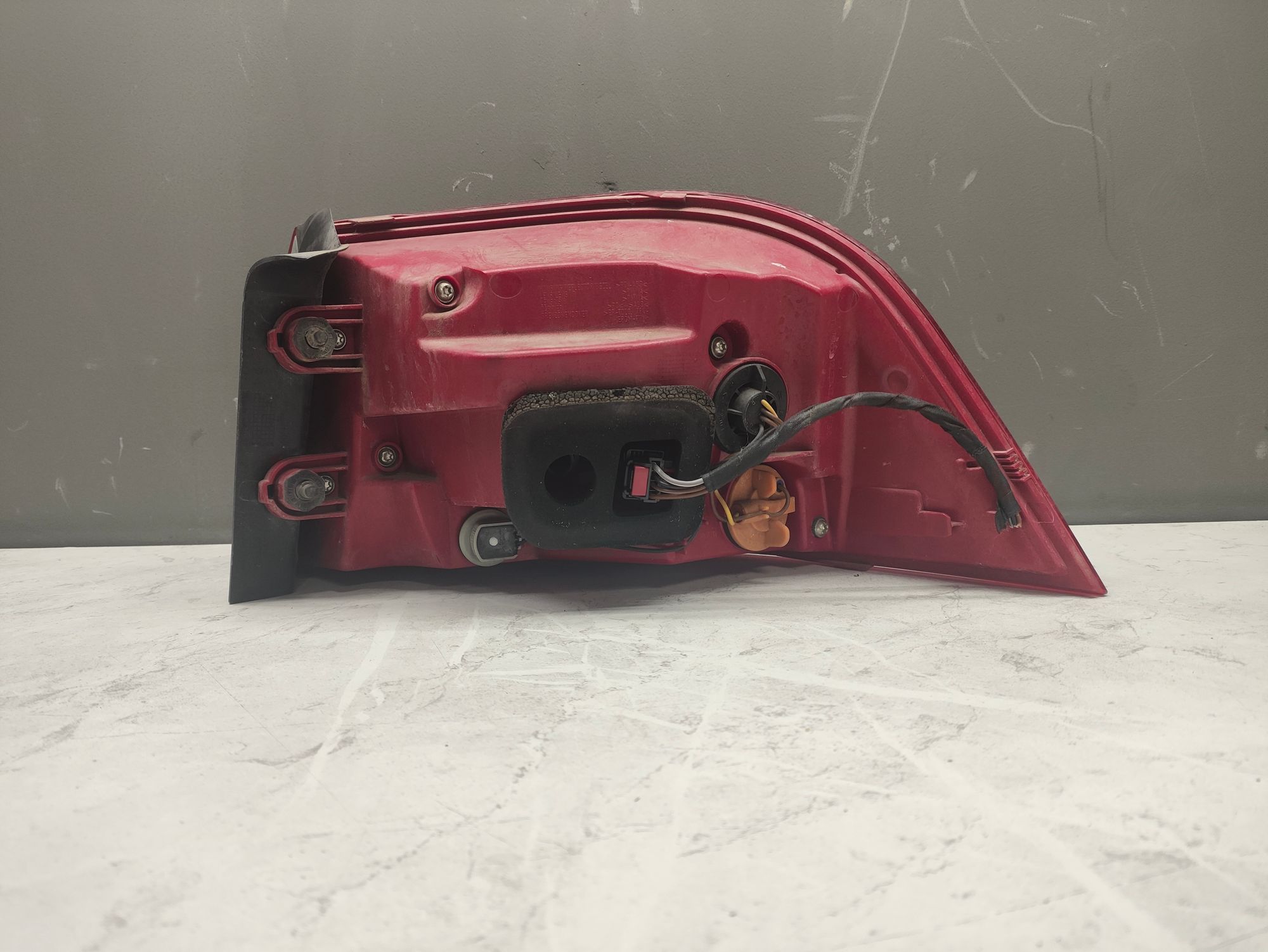 https://ycs.partsauto.market/partsauto-images/thmbs/userImages/6ab8ea4394fc0aced0b69382a3e61955/part/bffbef05-20eb-4c53-88cc-7d6da8d84399_1777715071627.jpg
