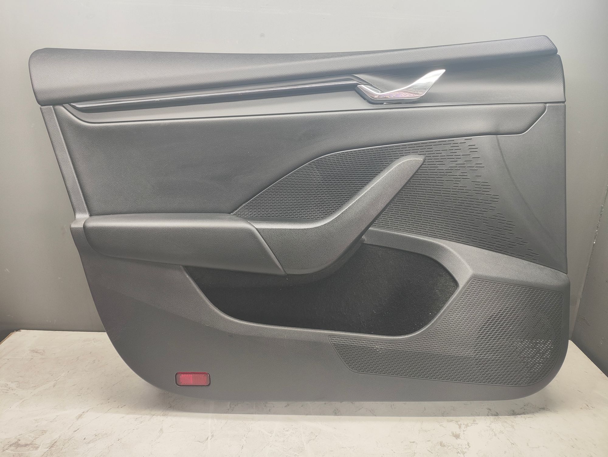 https://ycs.partsauto.market/partsauto-images/thmbs/userImages/6ab8ea4394fc0aced0b69382a3e61955/part/c2b123e9-62e7-499c-9896-a7748c57739b_1776259348960.jpg