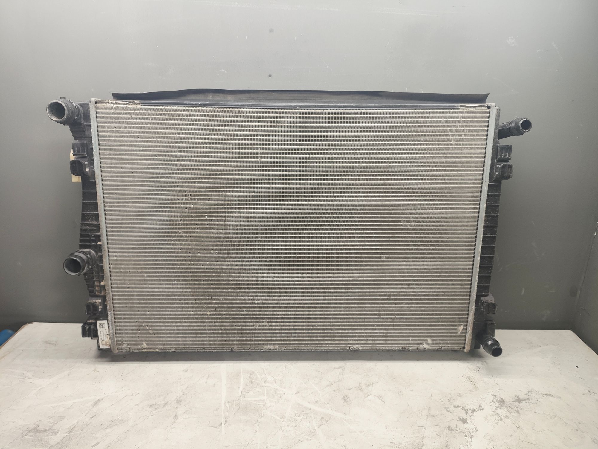 https://ycs.partsauto.market/partsauto-images/thmbs/userImages/6ab8ea4394fc0aced0b69382a3e61955/part/c65e4720-ada1-46c0-88a9-2f6b6fc8001e_1776257621651.jpg