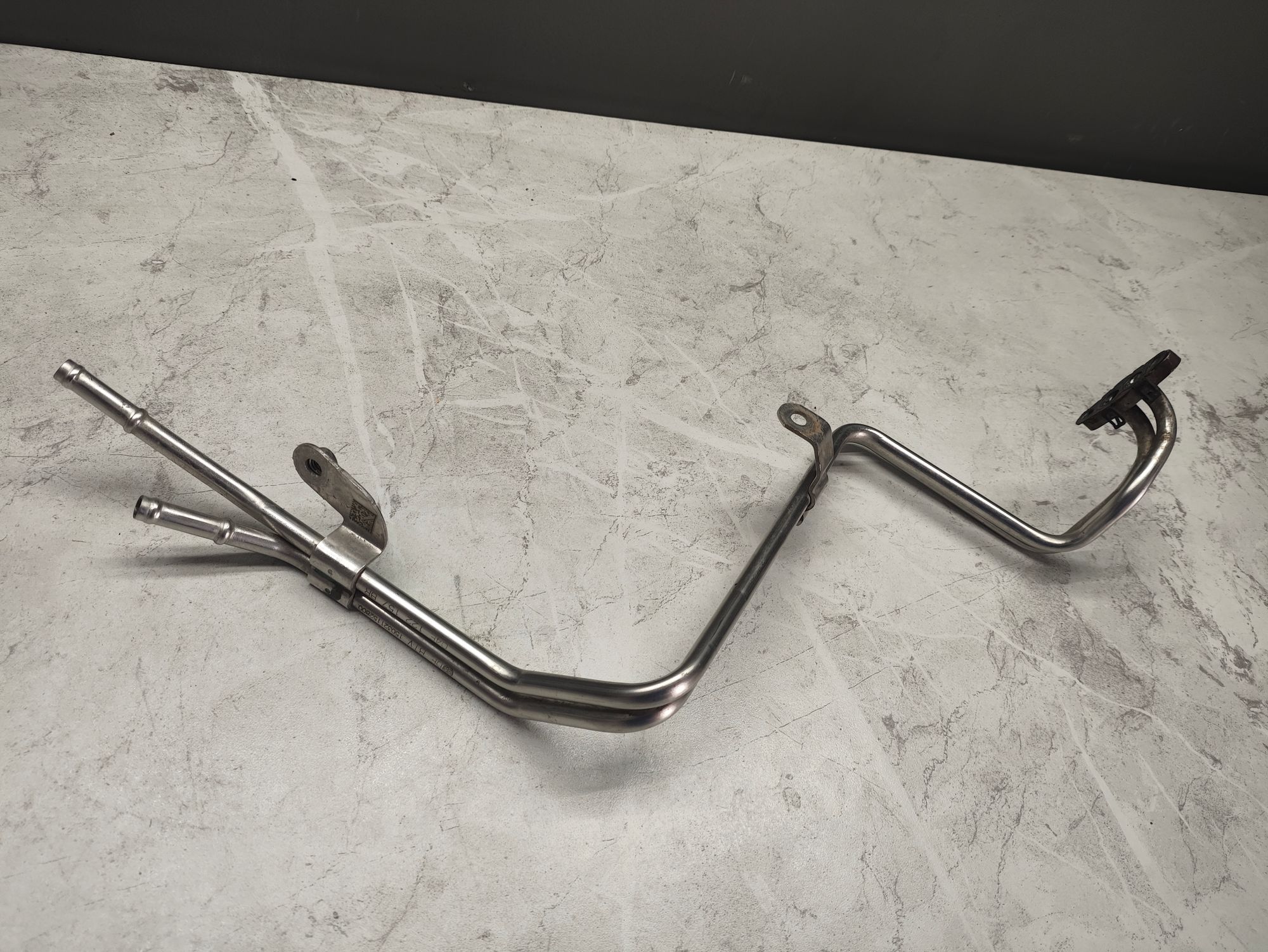 https://ycs.partsauto.market/partsauto-images/thmbs/userImages/6ab8ea4394fc0aced0b69382a3e61955/part/c705ad2b-a28f-4c3a-b1a7-a48112b97317_1775129379188.jpg