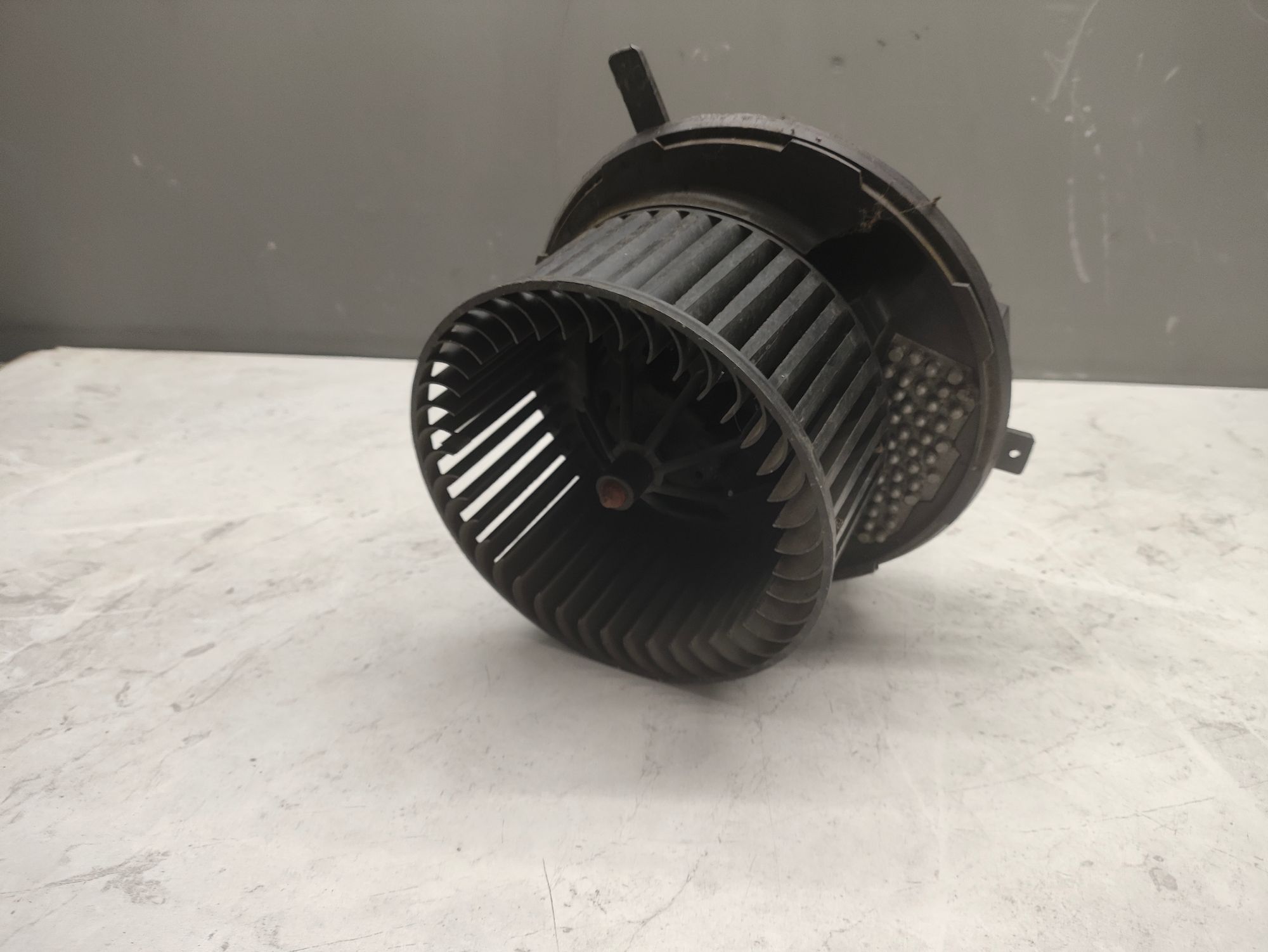 https://ycs.partsauto.market/partsauto-images/thmbs/userImages/6ab8ea4394fc0aced0b69382a3e61955/part/cbbc2553-3dfb-4dc1-9acc-138176dc1775_1781008590104.jpg