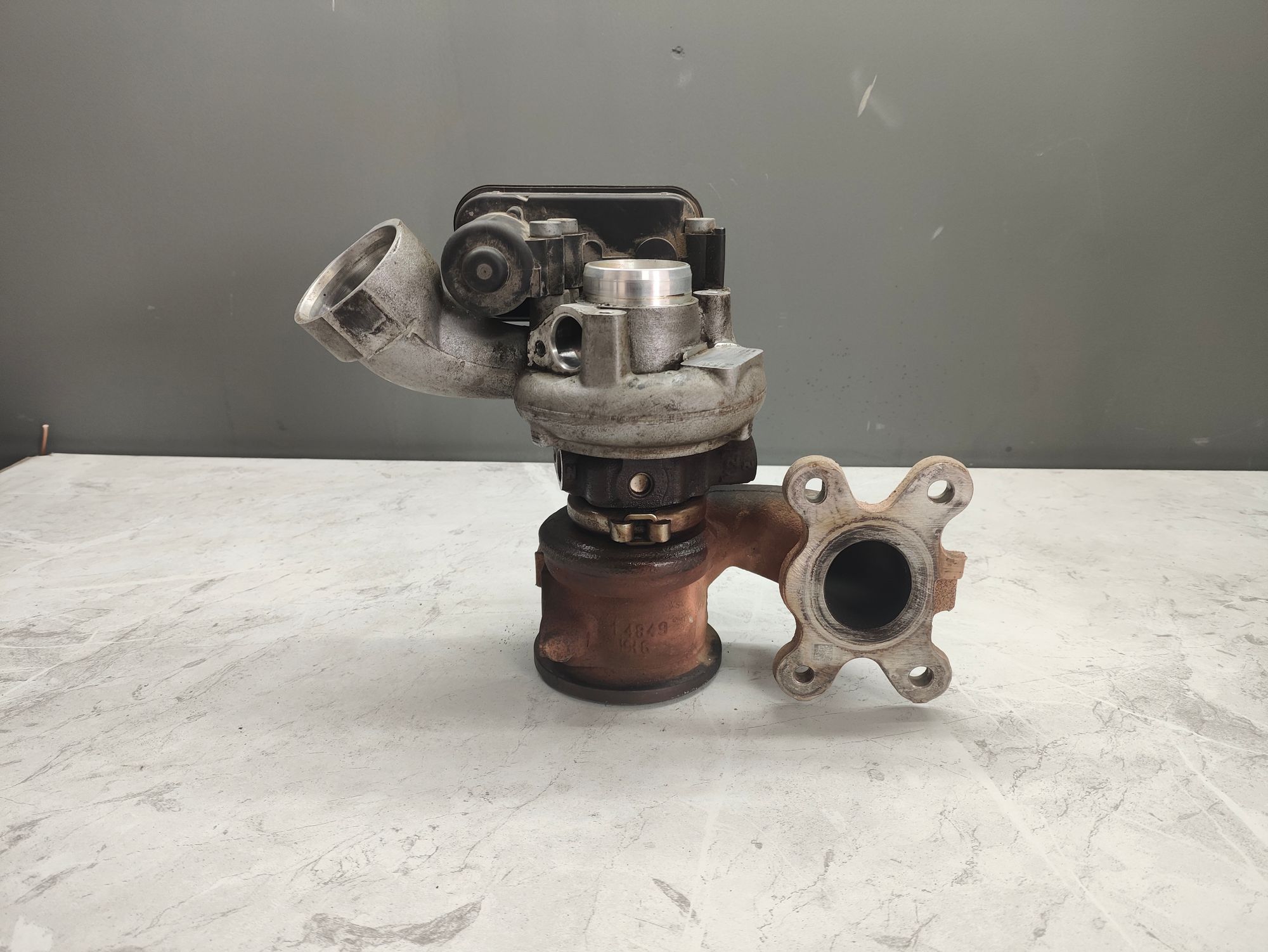https://ycs.partsauto.market/partsauto-images/thmbs/userImages/6ab8ea4394fc0aced0b69382a3e61955/part/cc107d64-4c89-4c2d-8c60-6988eb437289_1775291887146.jpg
