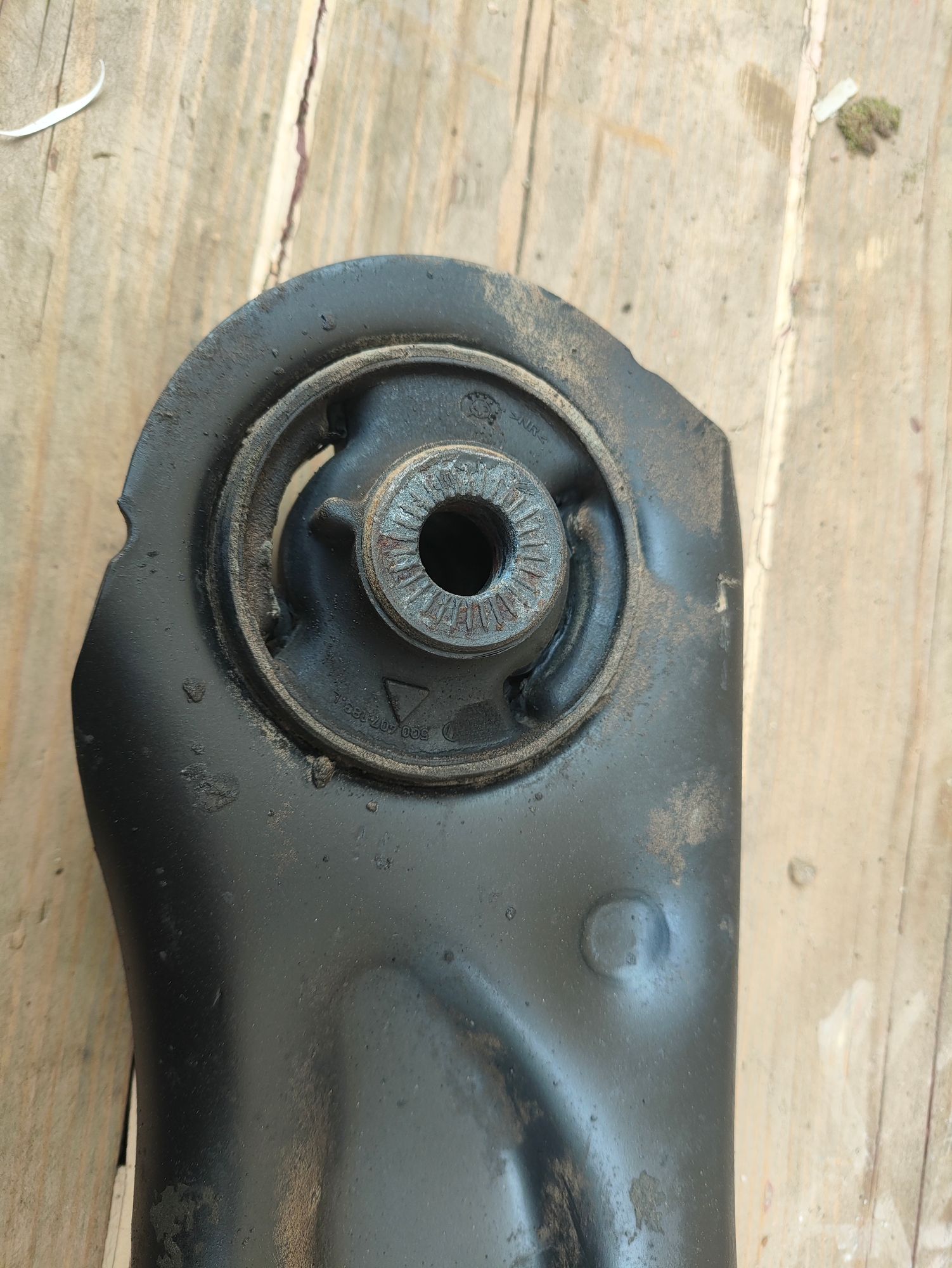 https://ycs.partsauto.market/partsauto-images/thmbs/userImages/6ab8ea4394fc0aced0b69382a3e61955/part/ce59d9a4-8b68-45d1-bb67-a5b9b0455d72_1776769267135.jpg