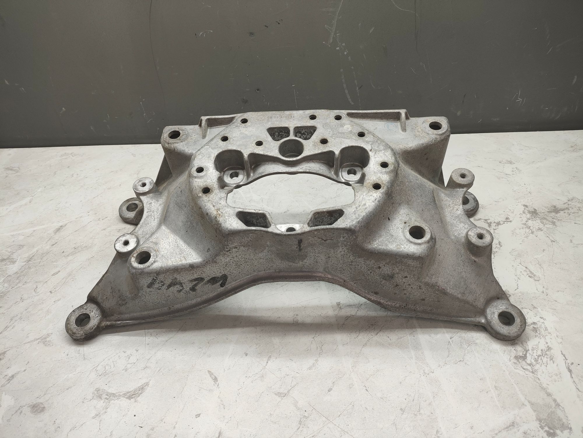 https://ycs.partsauto.market/partsauto-images/thmbs/userImages/6ab8ea4394fc0aced0b69382a3e61955/part/cf85387a-afe4-433b-ba1d-87e29b07c8fe_1781082208981.jpg