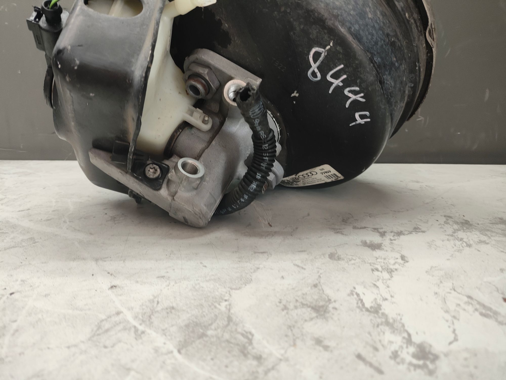 https://ycs.partsauto.market/partsauto-images/thmbs/userImages/6ab8ea4394fc0aced0b69382a3e61955/part/cfdbbb77-740a-490c-b9ce-6f965b574204_1784624009662.jpg