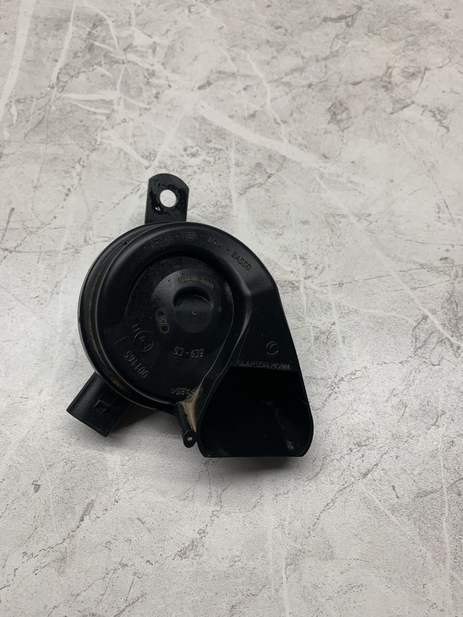 https://ycs.partsauto.market/partsauto-images/thmbs/userImages/6ab8ea4394fc0aced0b69382a3e61955/part/d04d10b2-8b3f-4661-b8fb-fed8f0a42b92_1774602673988.jpg