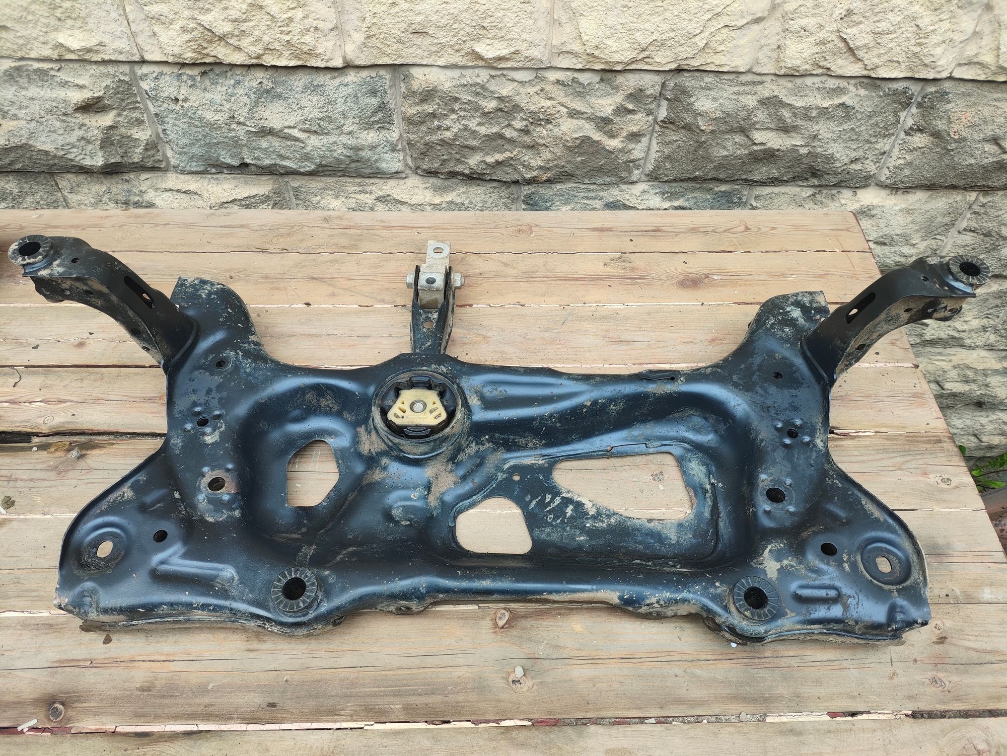 https://ycs.partsauto.market/partsauto-images/thmbs/userImages/6ab8ea4394fc0aced0b69382a3e61955/part/d1e76dbf-8b1c-4515-9635-ec8956407ddd_1776769453833.jpg