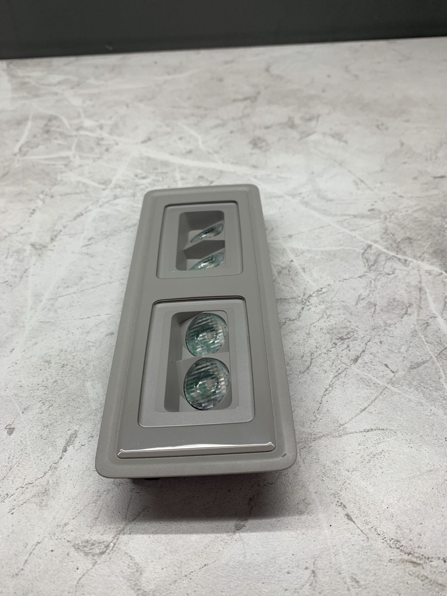 https://ycs.partsauto.market/partsauto-images/thmbs/userImages/6ab8ea4394fc0aced0b69382a3e61955/part/d60dd6bb-fe89-489c-aa18-373516928c66_1774256541073.jpg