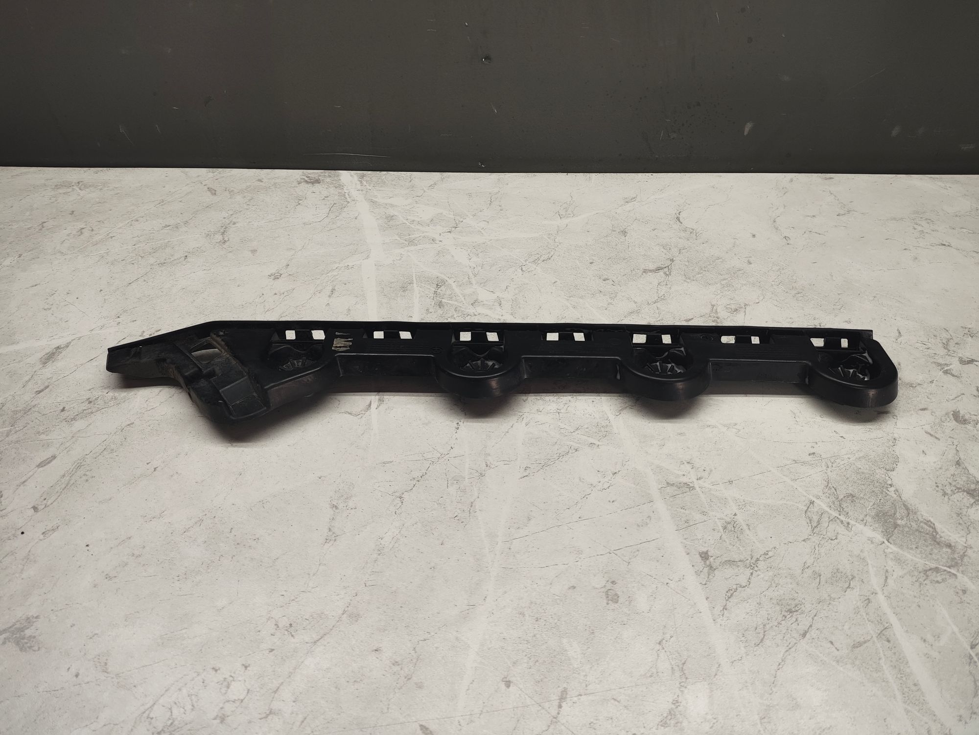 https://ycs.partsauto.market/partsauto-images/thmbs/userImages/6ab8ea4394fc0aced0b69382a3e61955/part/d723df13-5a57-4331-a4c7-4b9bedc74268_1776333949622.jpg