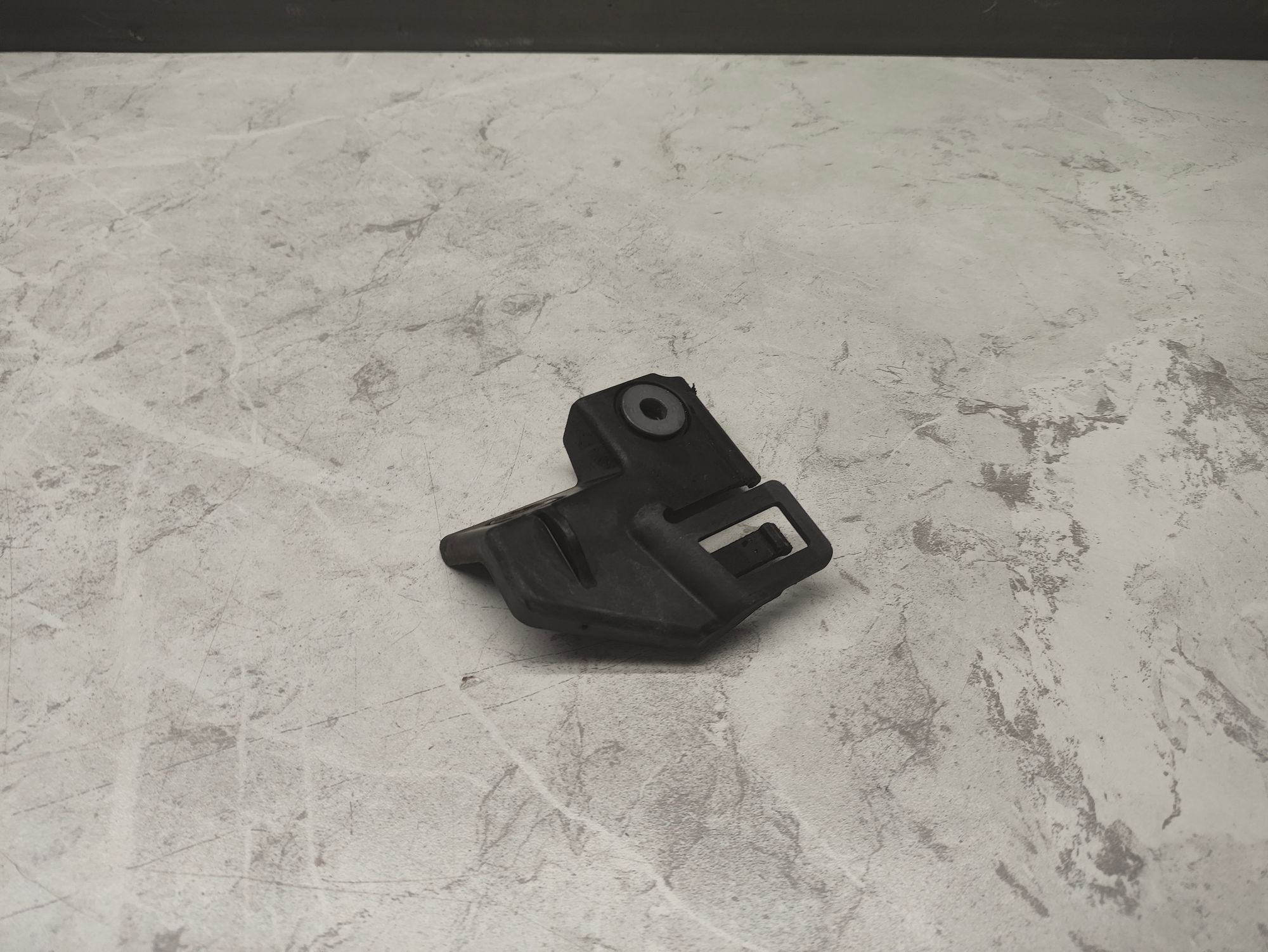 https://ycs.partsauto.market/partsauto-images/thmbs/userImages/6ab8ea4394fc0aced0b69382a3e61955/part/db254aeb-b0da-4c3f-befd-ab63c7fad995_1781010996915.jpg