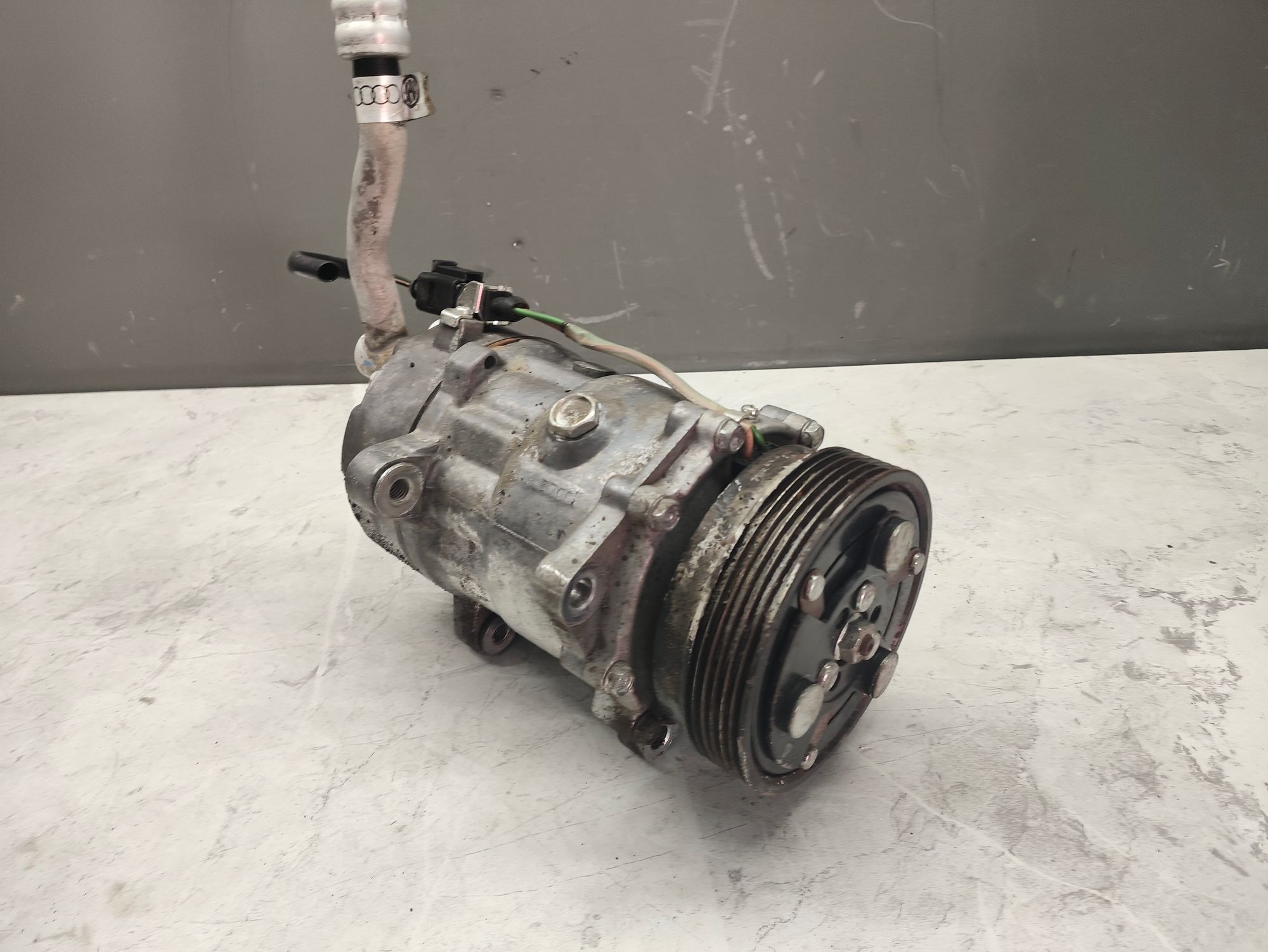 https://ycs.partsauto.market/partsauto-images/thmbs/userImages/6ab8ea4394fc0aced0b69382a3e61955/part/dbcf10d4-6c76-46a9-83dd-e6ea82c82722_1779535454872.jpg