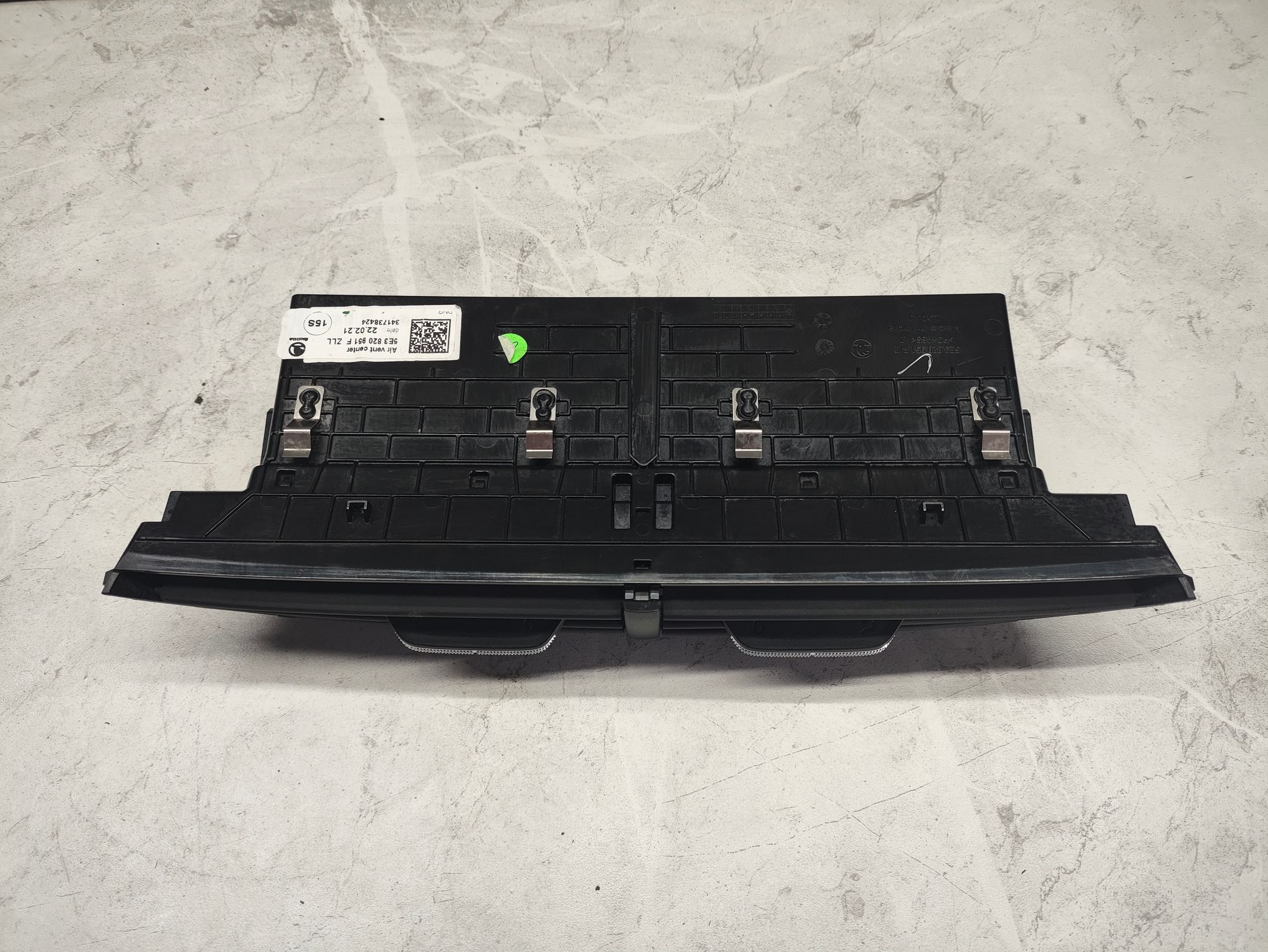 https://ycs.partsauto.market/partsauto-images/thmbs/userImages/6ab8ea4394fc0aced0b69382a3e61955/part/dc7164e7-bdae-4ea4-8ffb-9b1d5100f241_1775128851012.jpg