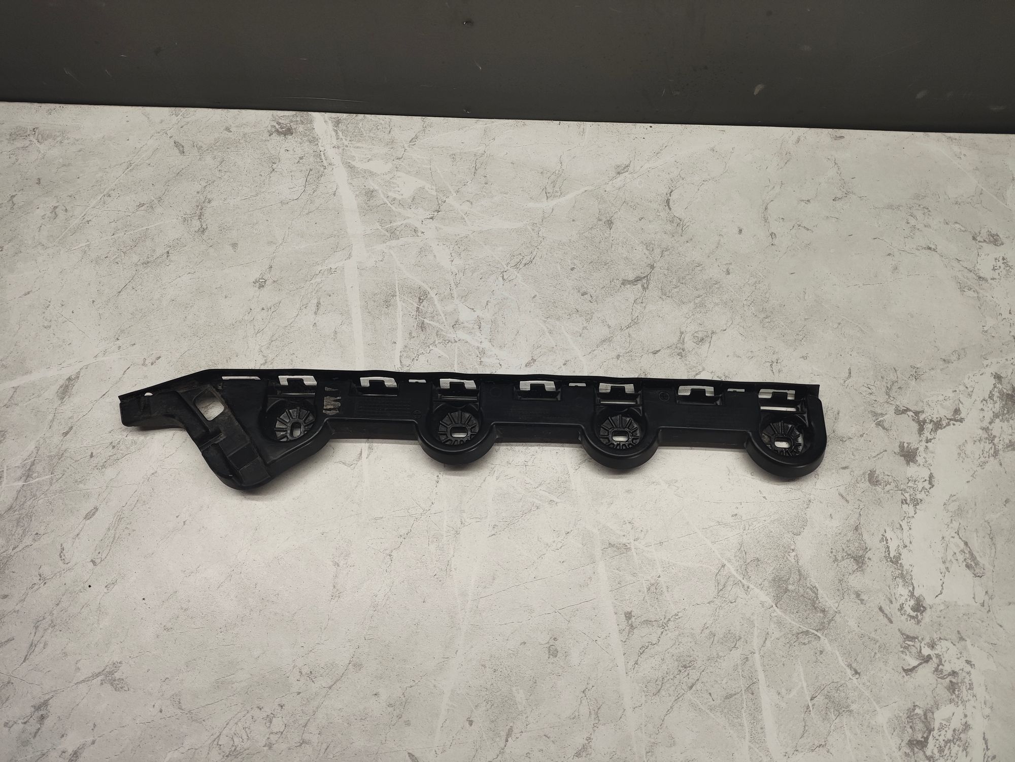 https://ycs.partsauto.market/partsauto-images/thmbs/userImages/6ab8ea4394fc0aced0b69382a3e61955/part/dd4b608f-8651-401e-a60b-66f29e352b61_1776333942354.jpg