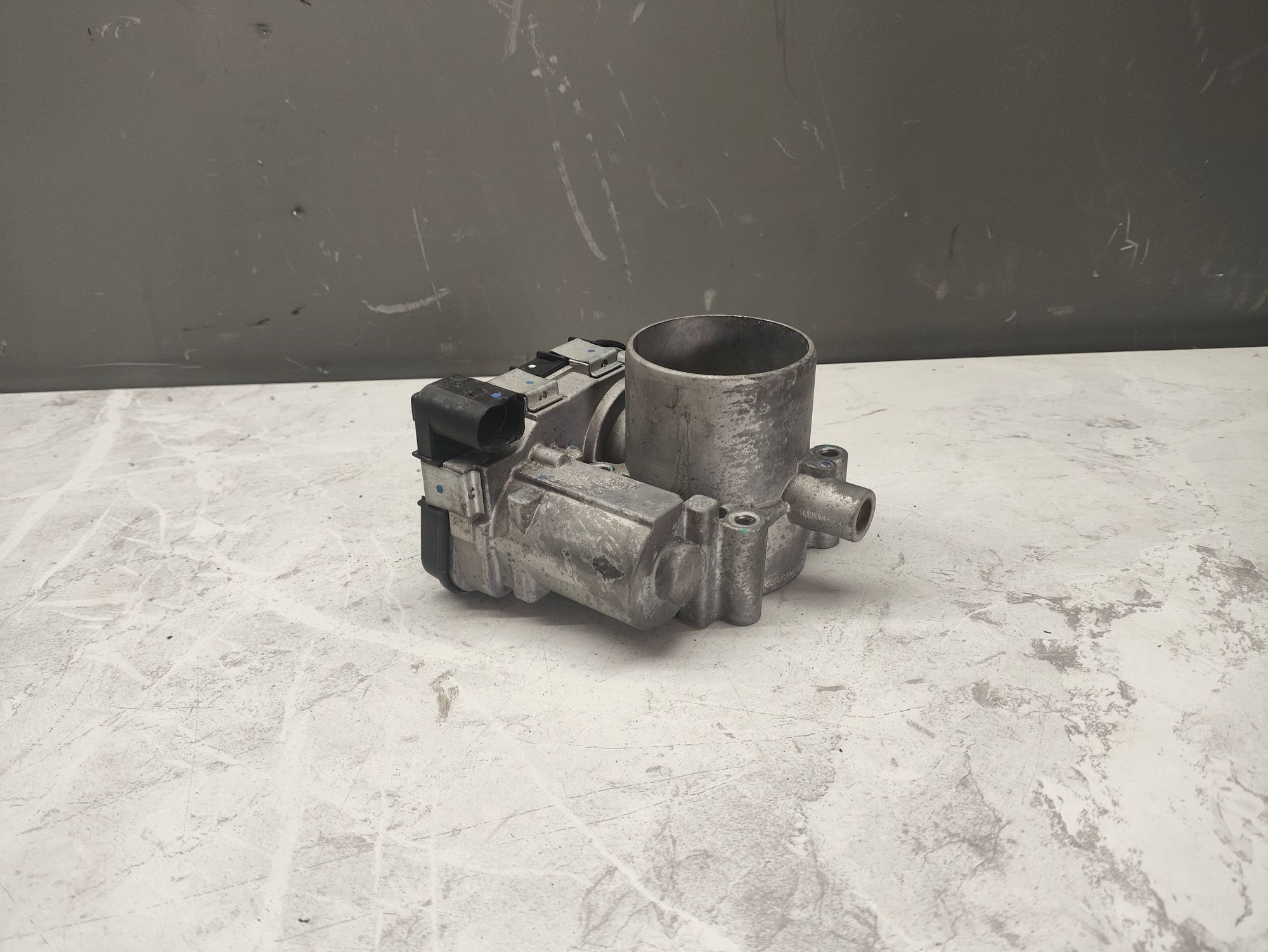 https://ycs.partsauto.market/partsauto-images/thmbs/userImages/6ab8ea4394fc0aced0b69382a3e61955/part/dd919618-d151-4a59-bfe3-b4a98f92cb17_1778492460605.jpg