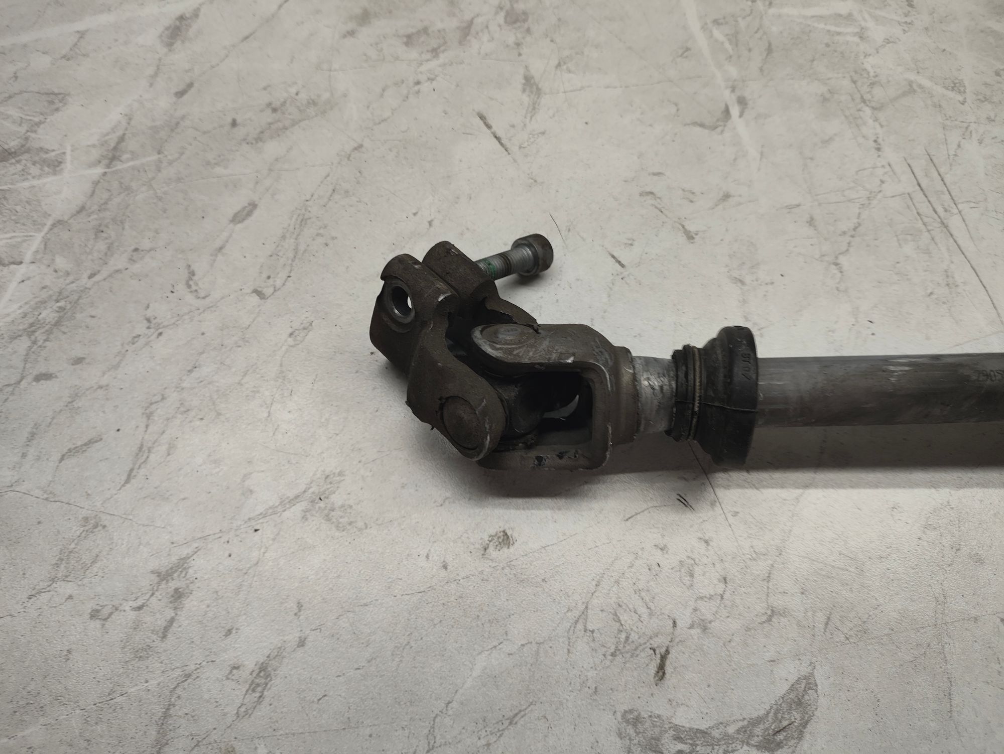 https://ycs.partsauto.market/partsauto-images/thmbs/userImages/6ab8ea4394fc0aced0b69382a3e61955/part/de244d37-0765-4a88-83c5-e90ebba18893_1784122759024.jpg