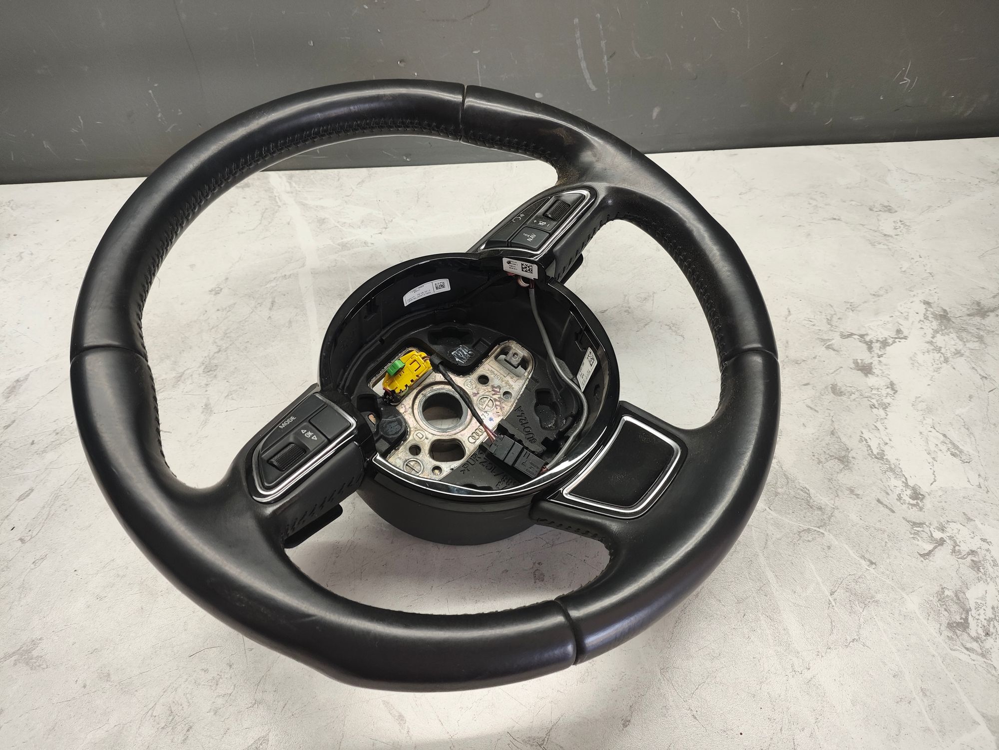 https://ycs.partsauto.market/partsauto-images/thmbs/userImages/6ab8ea4394fc0aced0b69382a3e61955/part/de741467-4465-40c1-a02d-5aff80a9b6c9_1787306068467.jpg