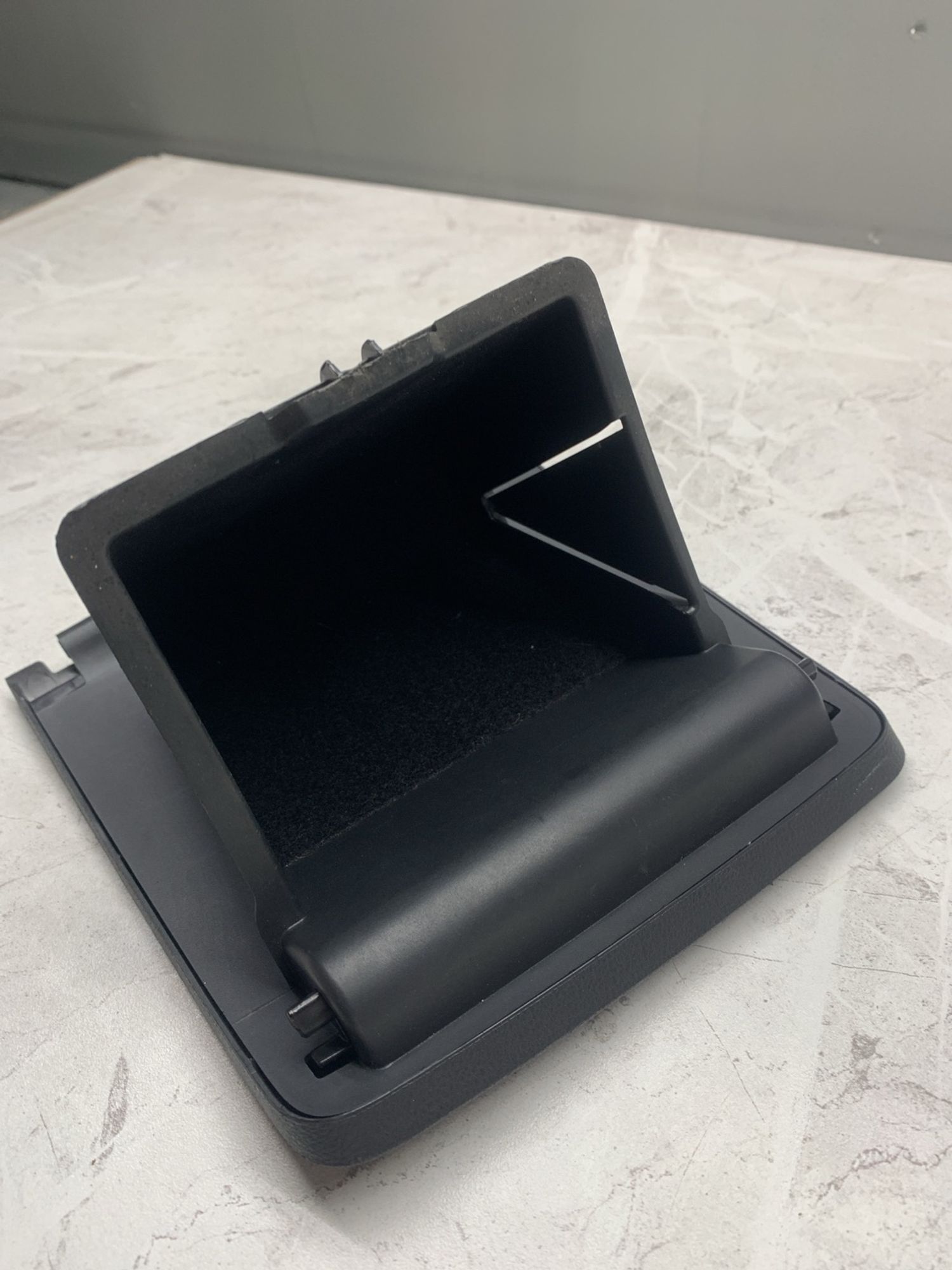 https://ycs.partsauto.market/partsauto-images/thmbs/userImages/6ab8ea4394fc0aced0b69382a3e61955/part/def03c7b-6617-46e2-b239-49558b8a4208_1774259155628.jpg