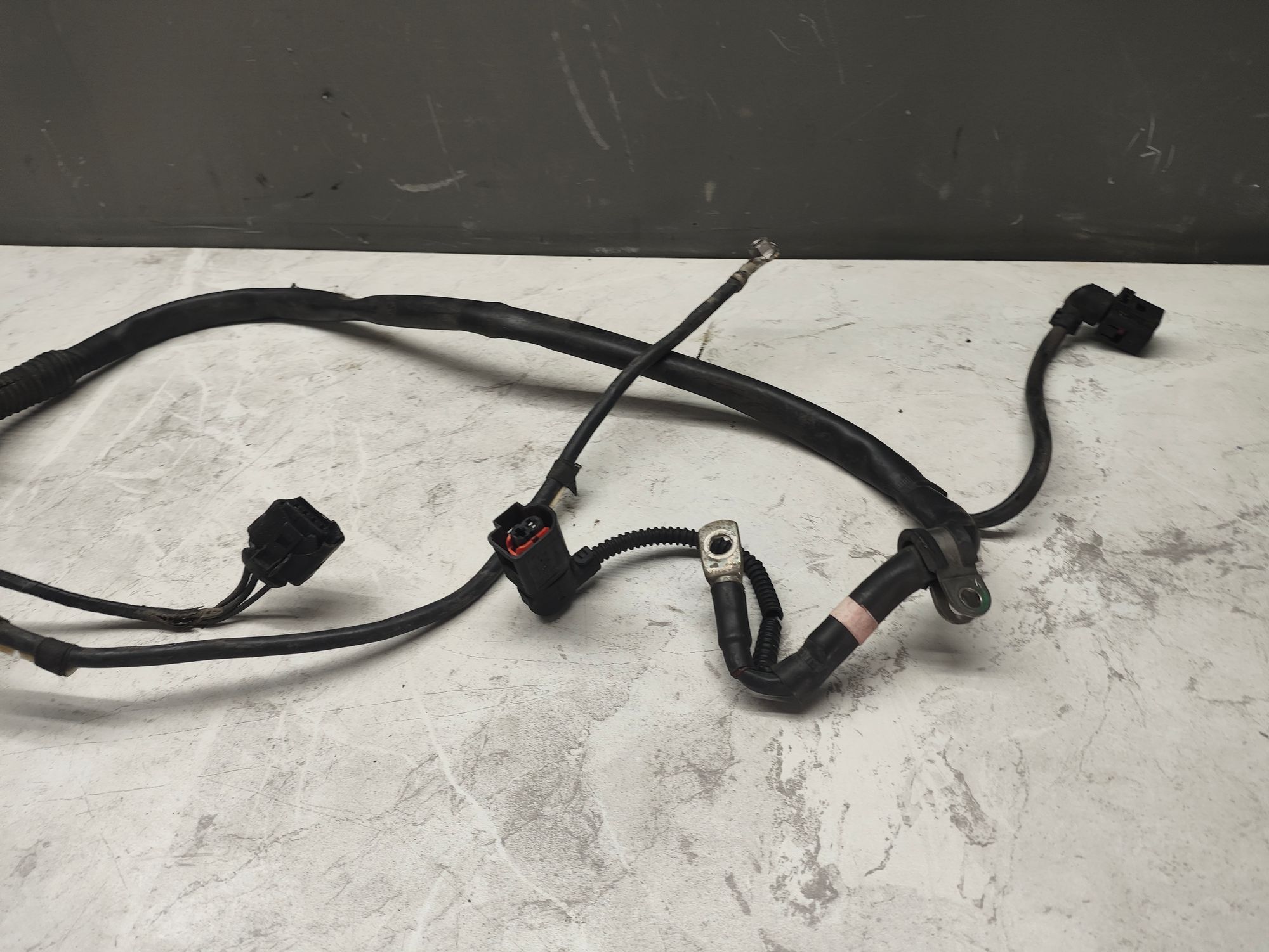 https://ycs.partsauto.market/partsauto-images/thmbs/userImages/6ab8ea4394fc0aced0b69382a3e61955/part/defa1b14-cc85-4d49-b2cb-a14ac9931d29_1778925508035.jpg