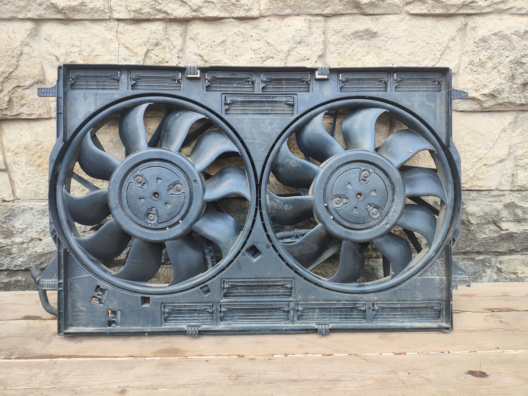 https://ycs.partsauto.market/partsauto-images/thmbs/userImages/6ab8ea4394fc0aced0b69382a3e61955/part/df7f32df-1b62-4cbe-8c59-c9eff234bafc_1777985362490.jpg