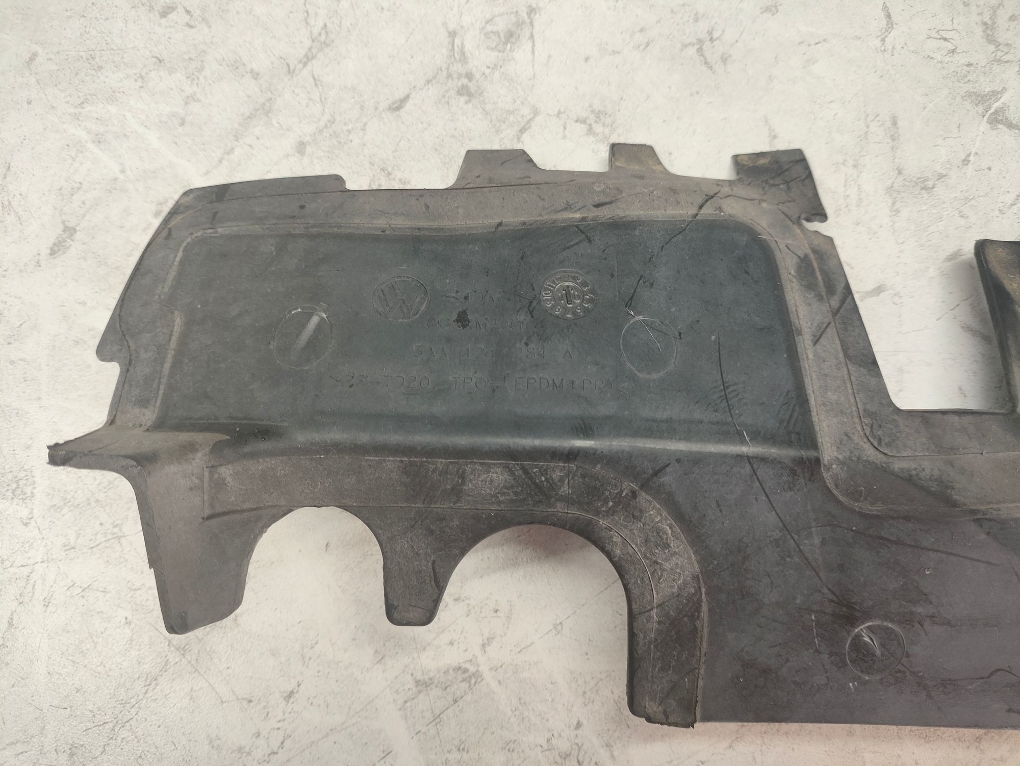 https://ycs.partsauto.market/partsauto-images/thmbs/userImages/6ab8ea4394fc0aced0b69382a3e61955/part/e159860f-b3d2-4c90-b97a-1bbdb8cc3443_1785227240969.jpg