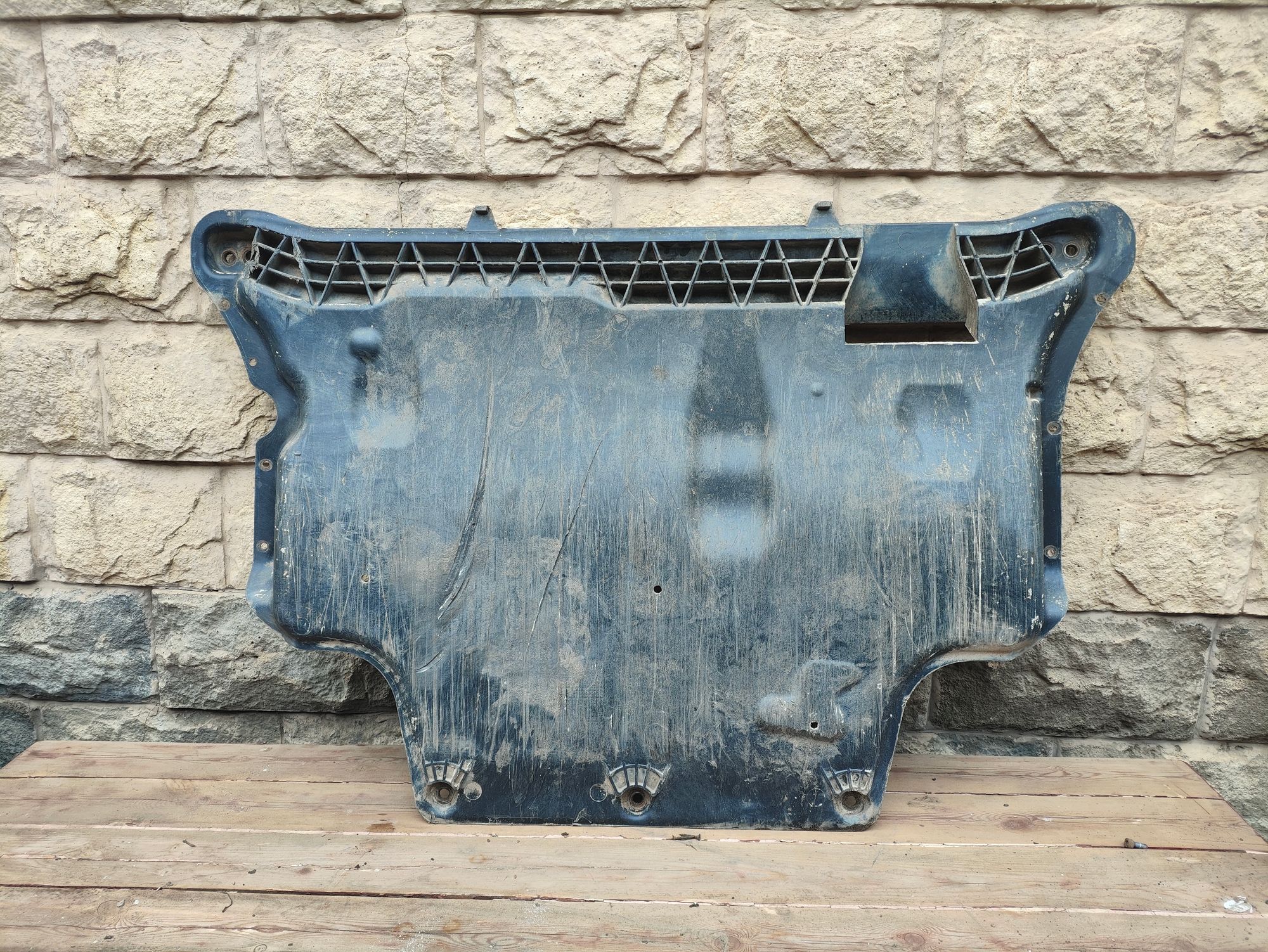 https://ycs.partsauto.market/partsauto-images/thmbs/userImages/6ab8ea4394fc0aced0b69382a3e61955/part/e1737c75-a974-41cd-8e8e-8fc830718fed_1776768939355.jpg