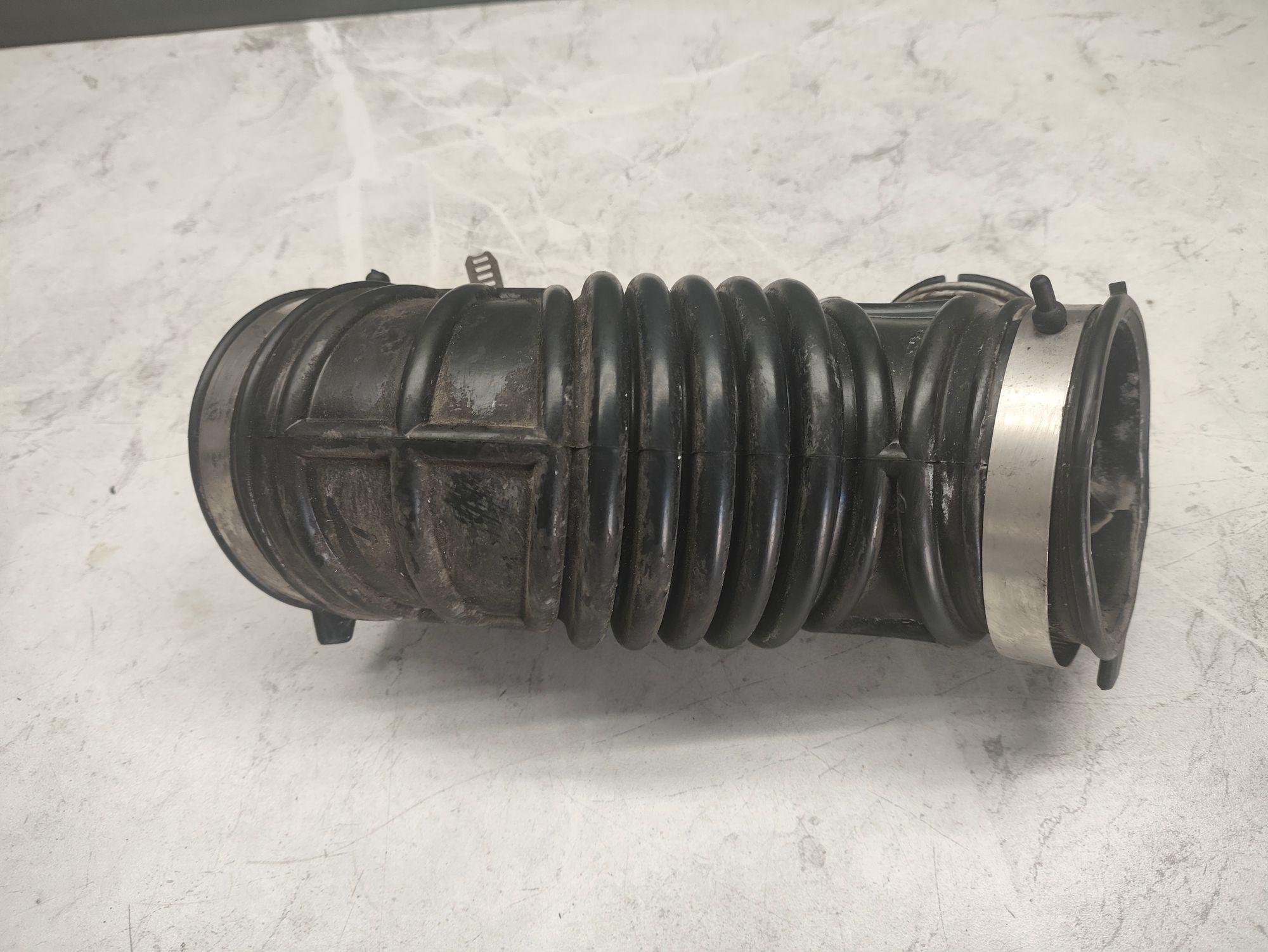 https://ycs.partsauto.market/partsauto-images/thmbs/userImages/6ab8ea4394fc0aced0b69382a3e61955/part/e1b4e207-88a2-4ec0-9316-02e24d456fbc_1780657243935.jpg