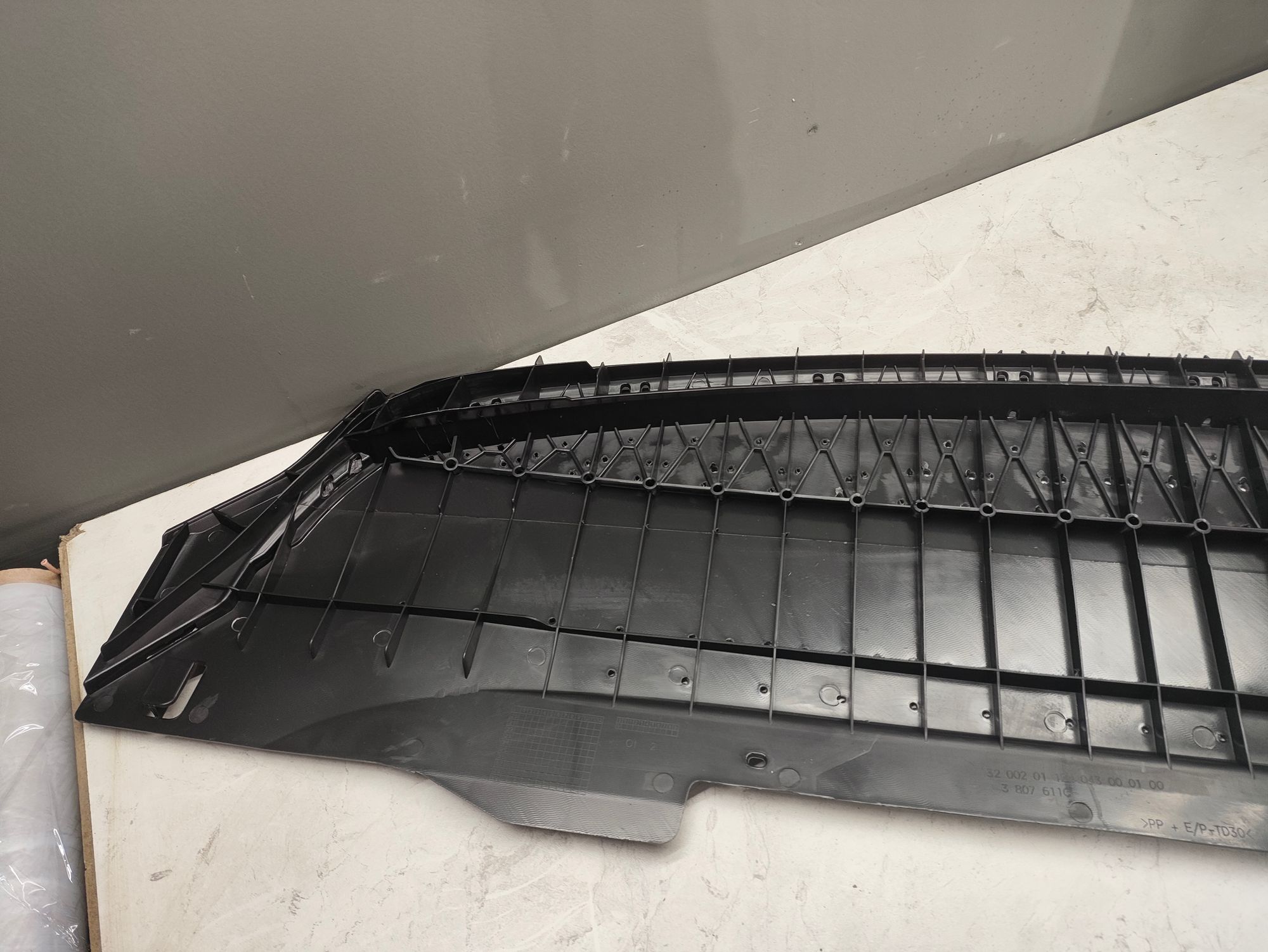 https://ycs.partsauto.market/partsauto-images/thmbs/userImages/6ab8ea4394fc0aced0b69382a3e61955/part/e247229c-f79c-41bf-9c52-6d7dd58ba2ba_1775301794339.jpg