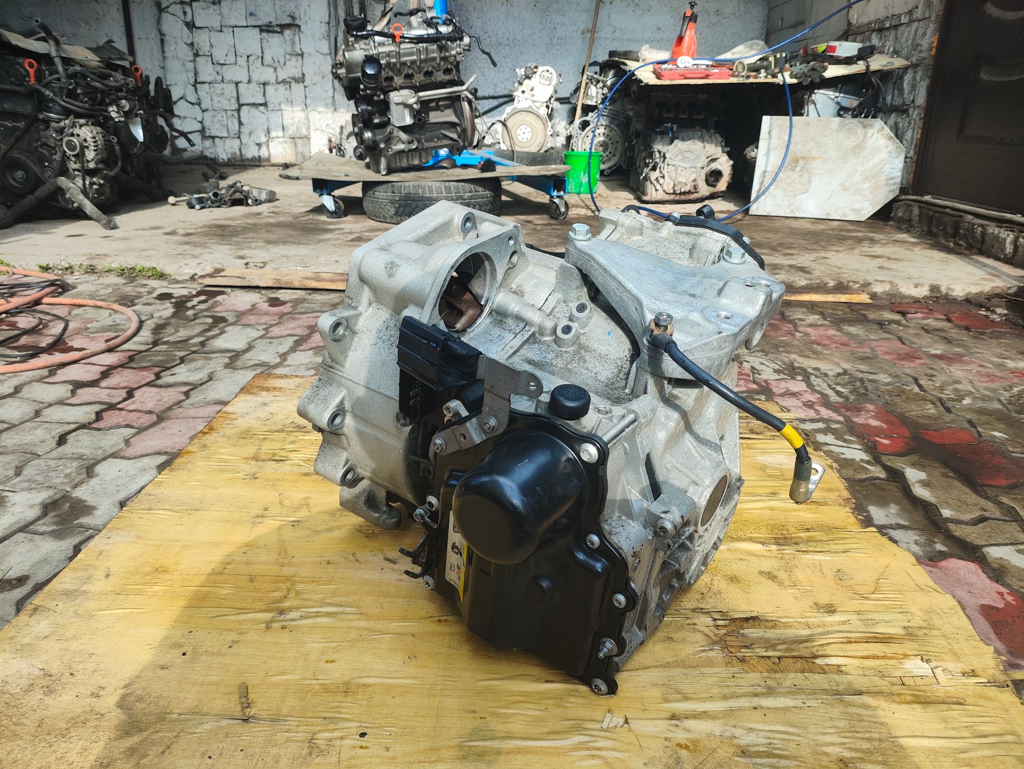 https://ycs.partsauto.market/partsauto-images/thmbs/userImages/6ab8ea4394fc0aced0b69382a3e61955/part/e96010ad-d145-4f3b-a679-6dee52b15c7a_1778593521669.jpg