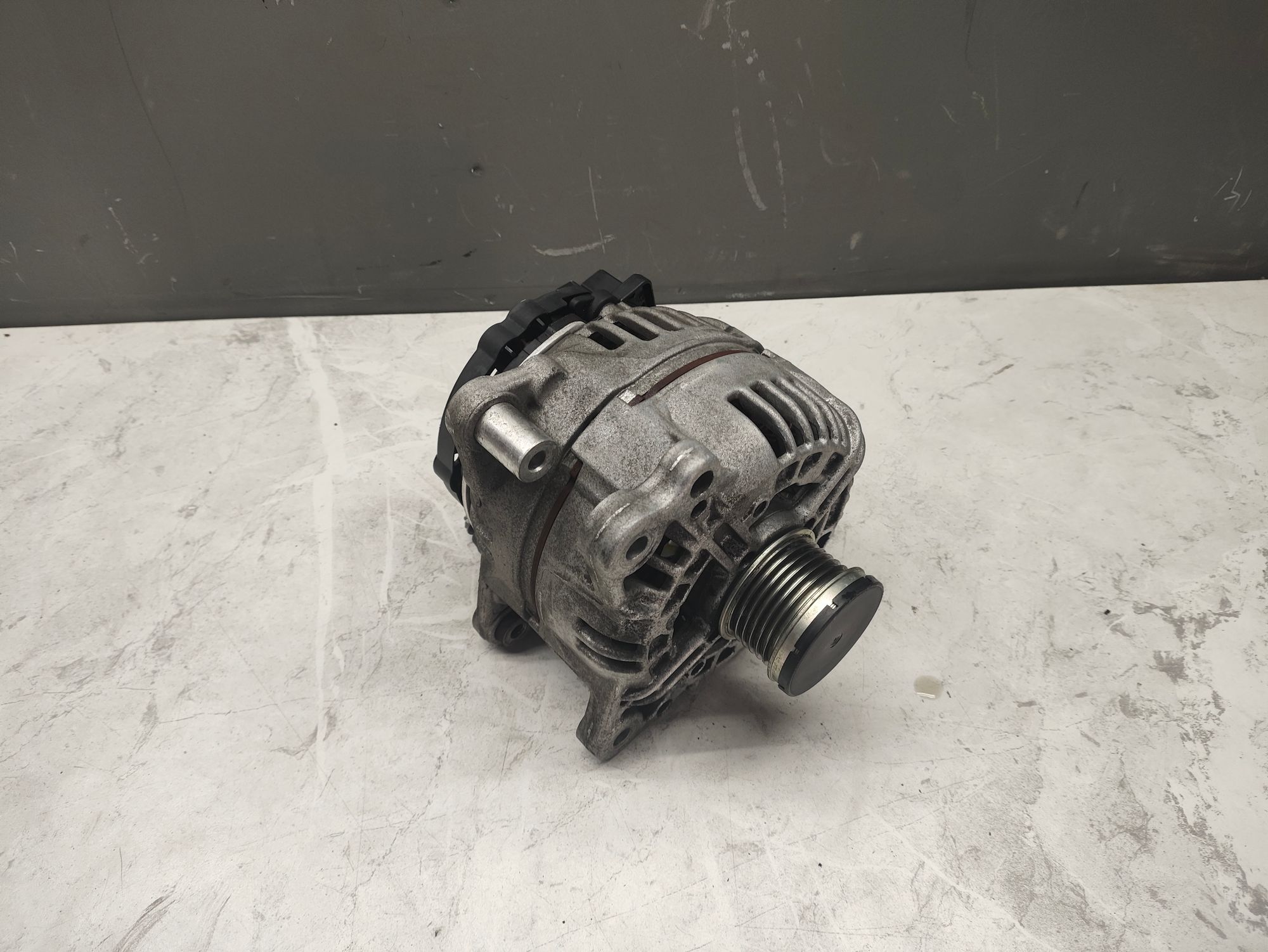 https://ycs.partsauto.market/partsauto-images/thmbs/userImages/6ab8ea4394fc0aced0b69382a3e61955/part/ea46c499-d951-4108-ad80-5d40d16d5cfc_1778586515921.jpg