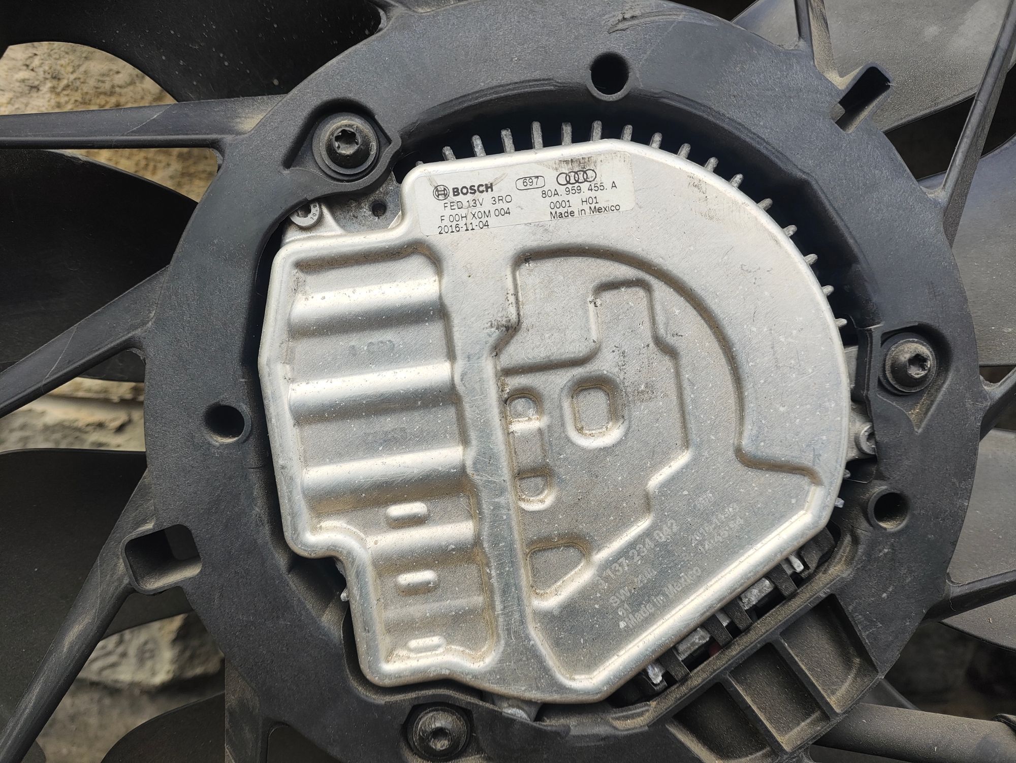 https://ycs.partsauto.market/partsauto-images/thmbs/userImages/6ab8ea4394fc0aced0b69382a3e61955/part/ea967010-3b82-4046-a13c-a5657297421b_1777985364603.jpg