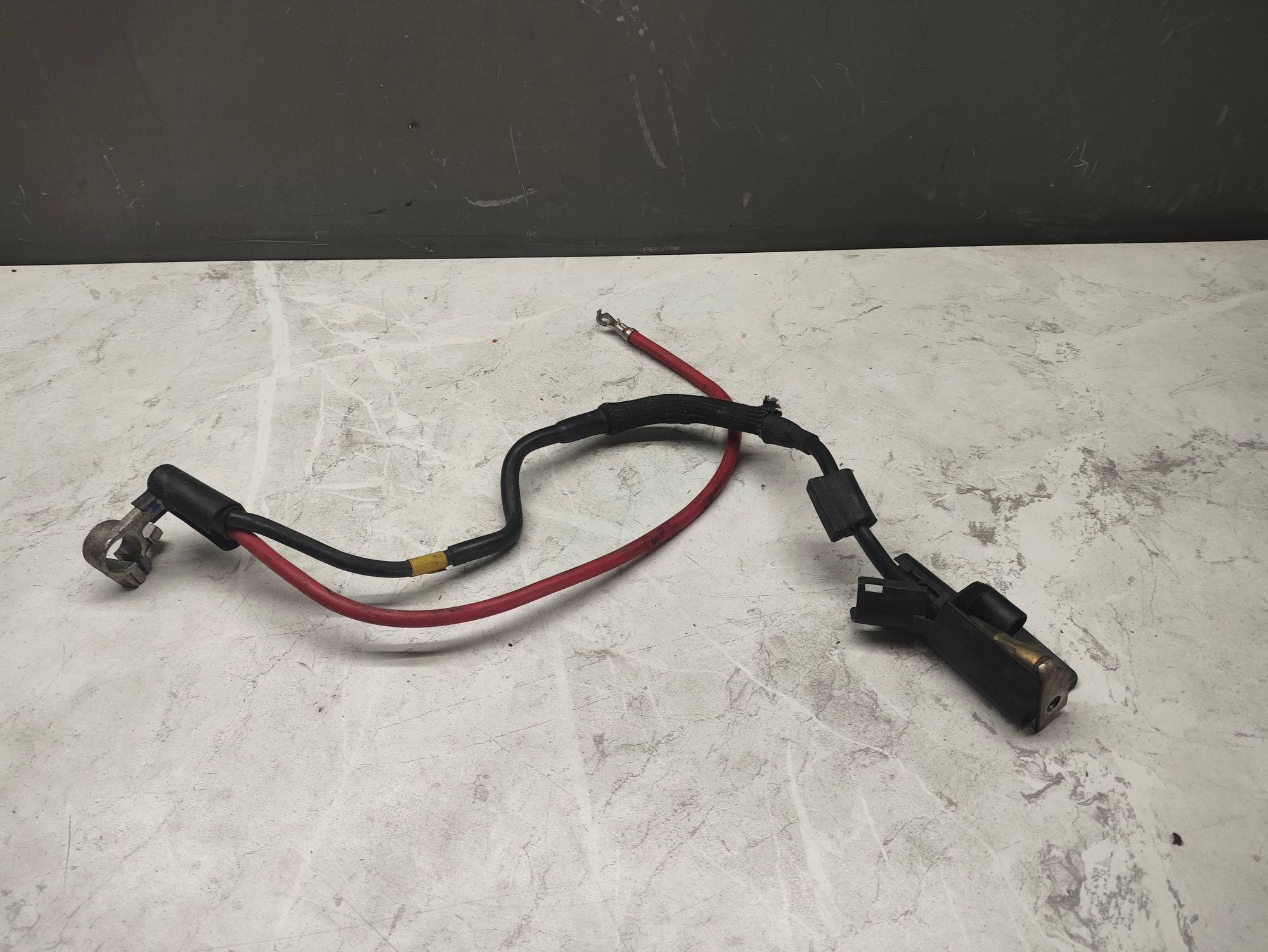 https://ycs.partsauto.market/partsauto-images/thmbs/userImages/6ab8ea4394fc0aced0b69382a3e61955/part/eaa345a3-432c-4af2-a7c6-0f226cfff57d_1778589190146.jpg