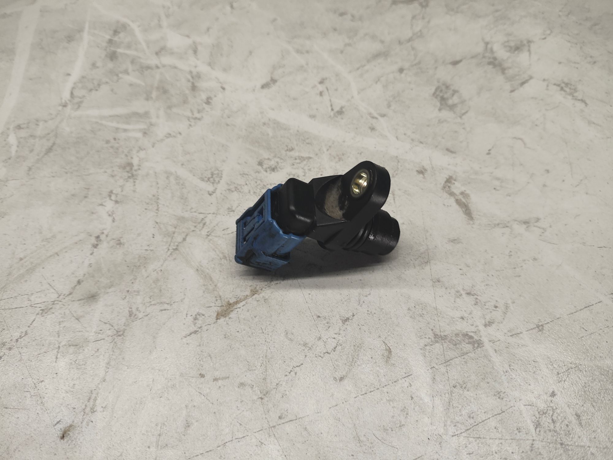https://ycs.partsauto.market/partsauto-images/thmbs/userImages/6ab8ea4394fc0aced0b69382a3e61955/part/ead362eb-d51f-44cb-9a02-41c35e1a1f9e_1778506149085.jpg