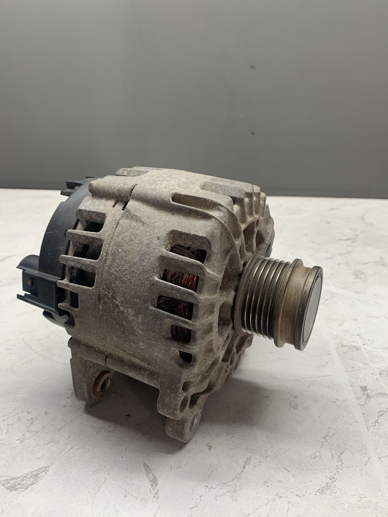 https://ycs.partsauto.market/partsauto-images/thmbs/userImages/6ab8ea4394fc0aced0b69382a3e61955/part/eb3c5ef7-4c17-4ede-8adb-6204299b320f_1774441855183.jpg