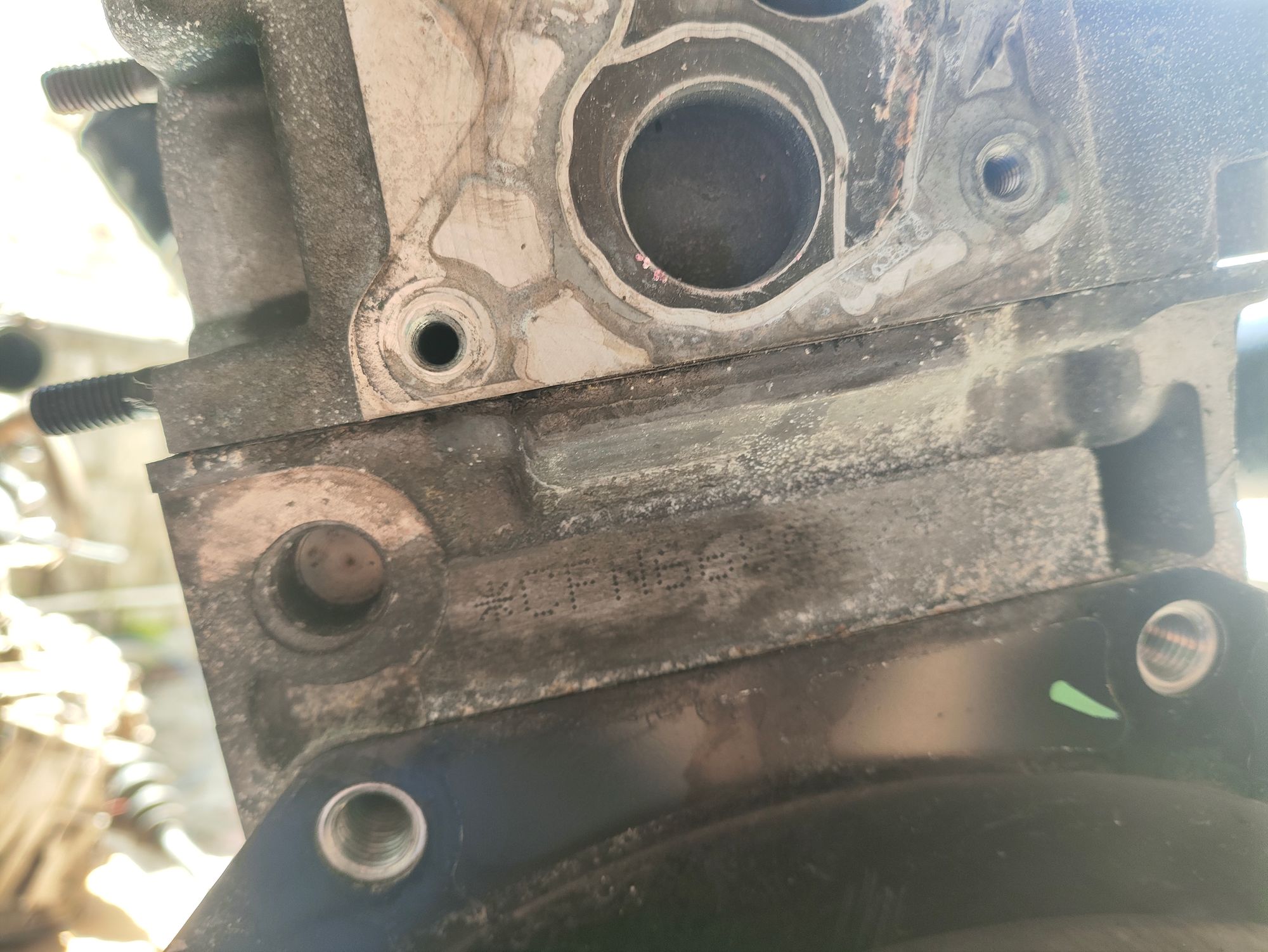 https://ycs.partsauto.market/partsauto-images/thmbs/userImages/6ab8ea4394fc0aced0b69382a3e61955/part/ecb1a5d4-cddd-46de-b536-58207b837db8_1779456465737.jpg