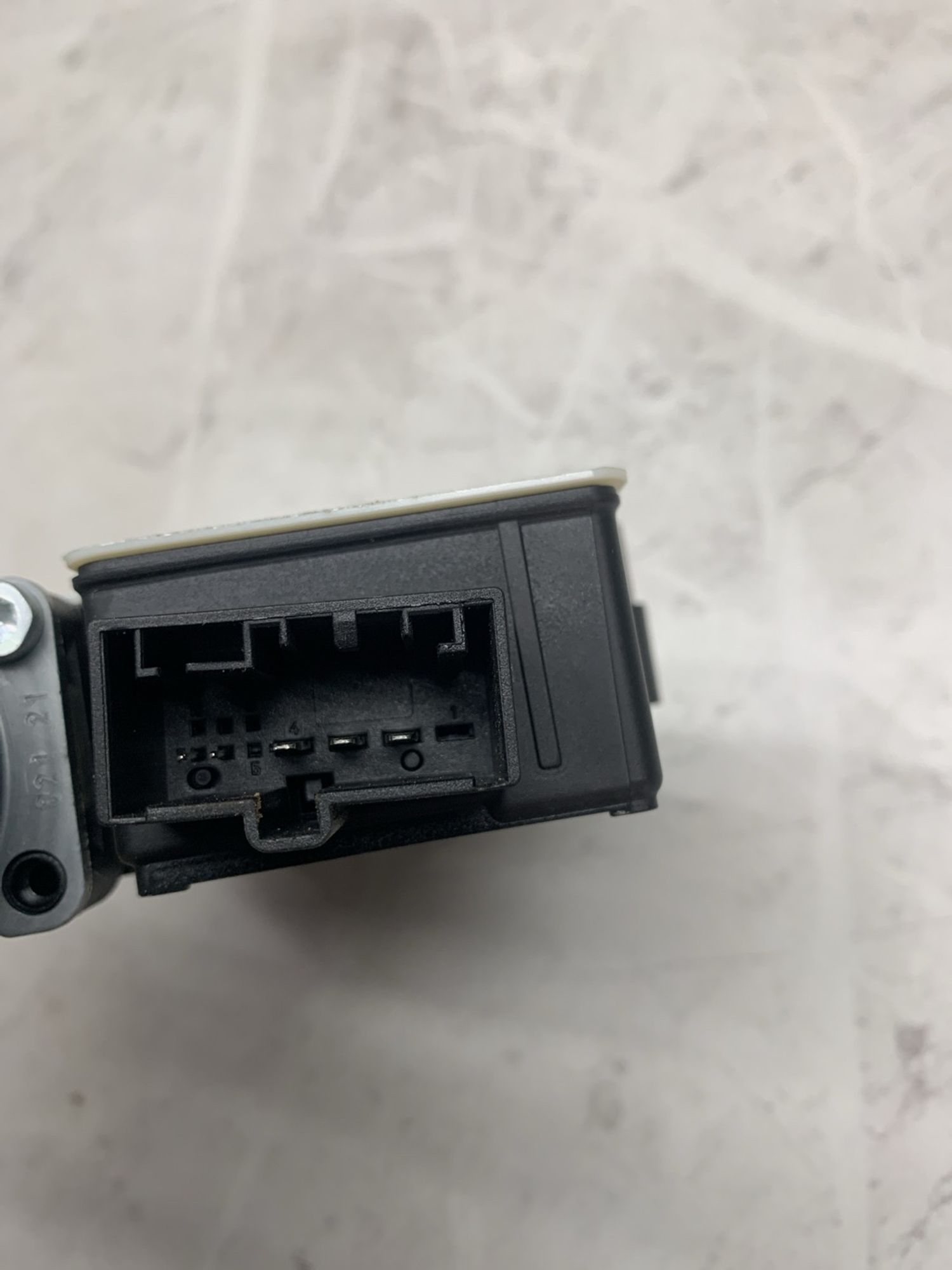 https://ycs.partsauto.market/partsauto-images/thmbs/userImages/6ab8ea4394fc0aced0b69382a3e61955/part/ee9556b6-5e70-49db-86b1-191dd60355b9_1774259690012.jpg