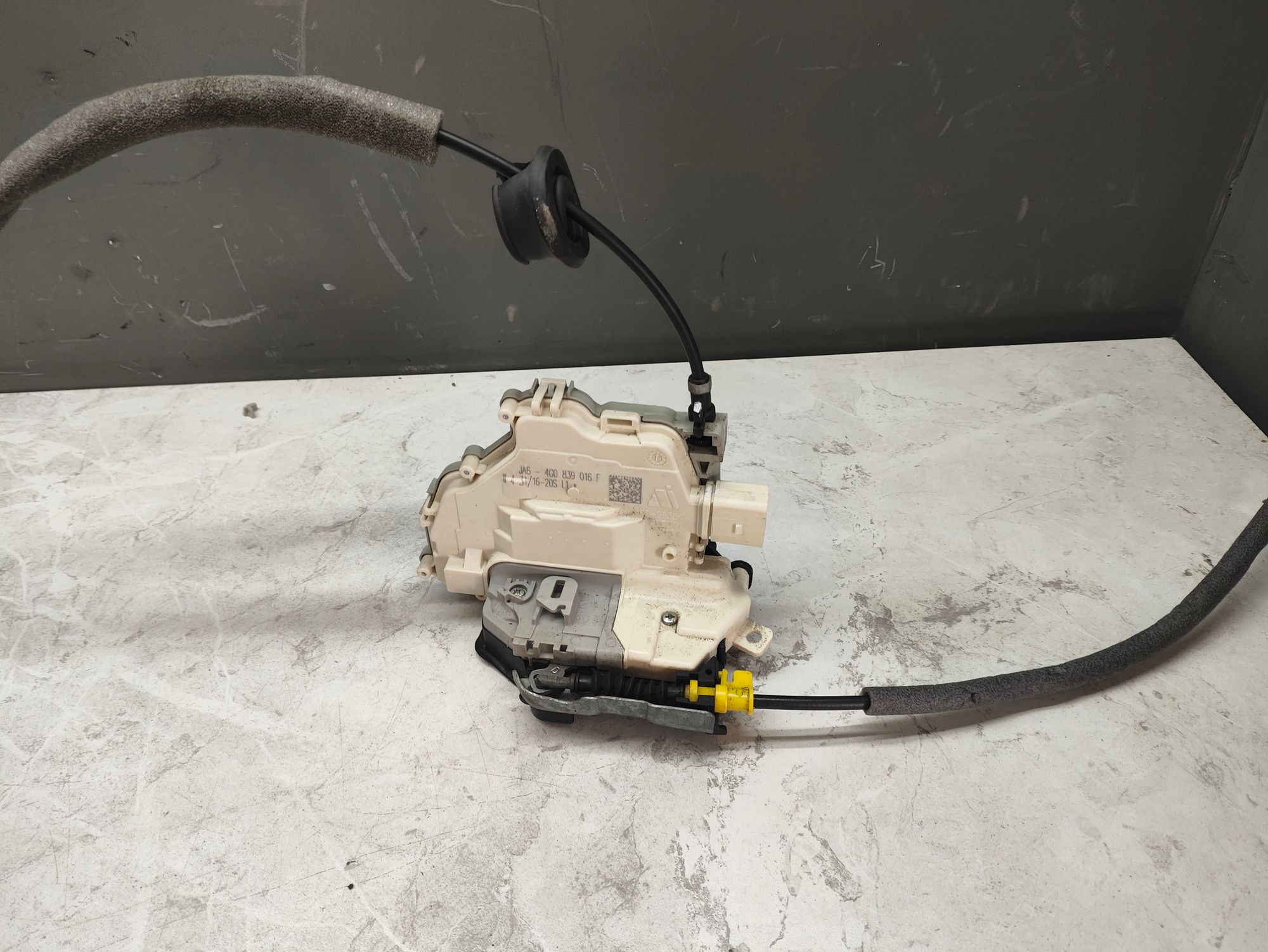 https://ycs.partsauto.market/partsauto-images/thmbs/userImages/6ab8ea4394fc0aced0b69382a3e61955/part/eeee2cbc-810f-49e5-bf16-18249a8aaaa4_1784194786618.jpg