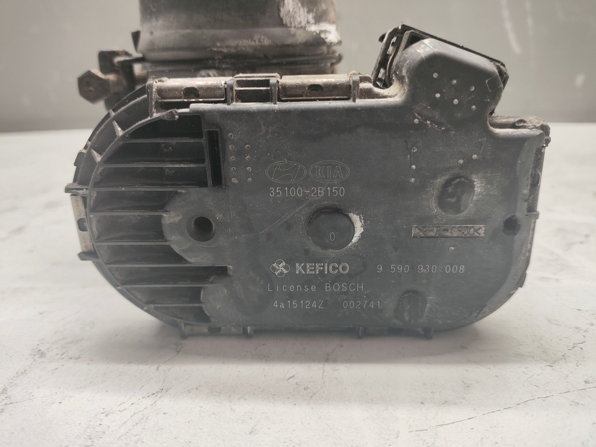 https://ycs.partsauto.market/partsauto-images/thmbs/userImages/6ab8ea4394fc0aced0b69382a3e61955/part/ef864b7c-8a3d-4062-bc13-ff74b636d53d_1778496862951.jpg