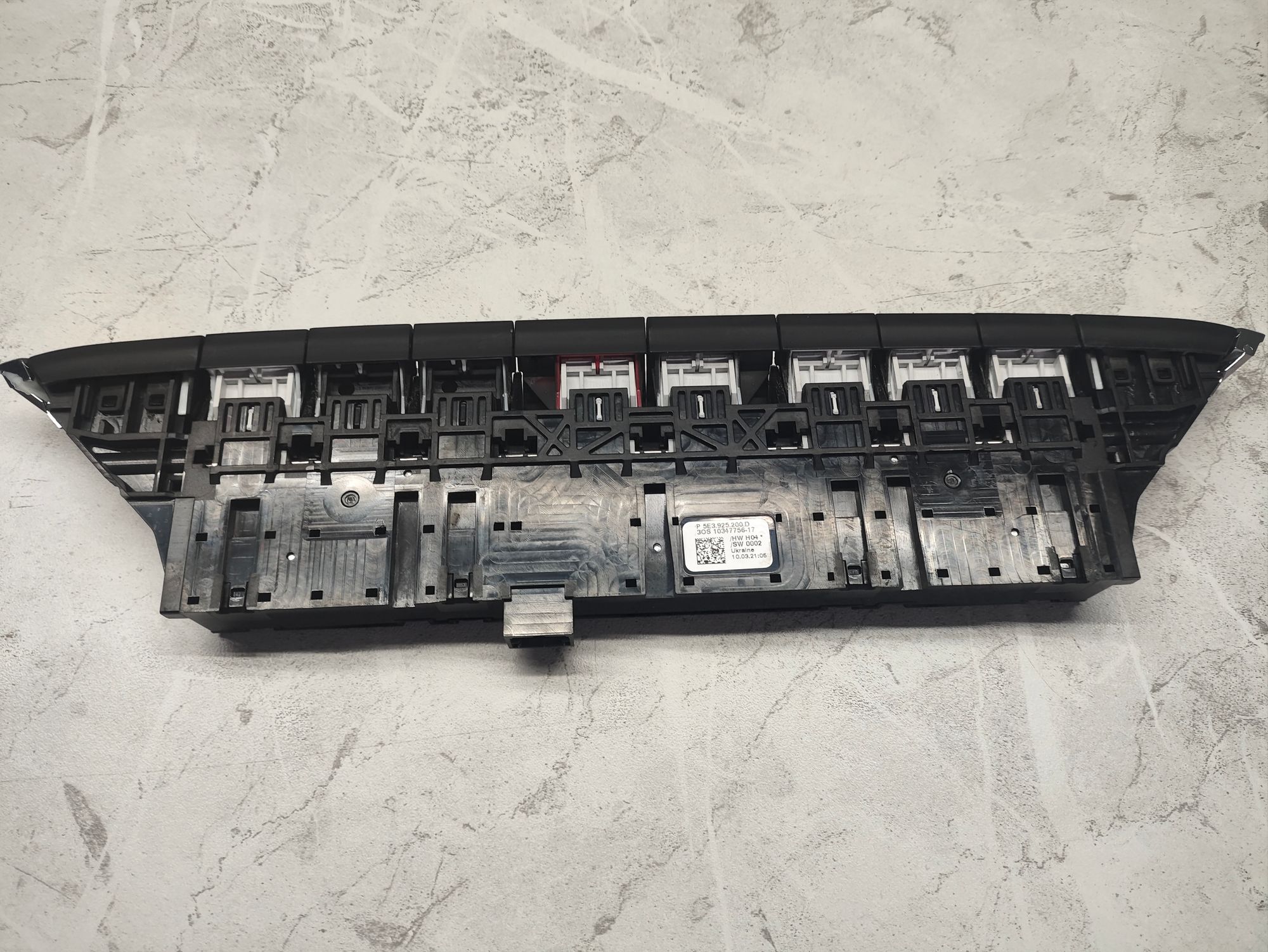 https://ycs.partsauto.market/partsauto-images/thmbs/userImages/6ab8ea4394fc0aced0b69382a3e61955/part/f046cacb-a232-4193-92e5-f066dd3bddd8_1775819280807.jpg