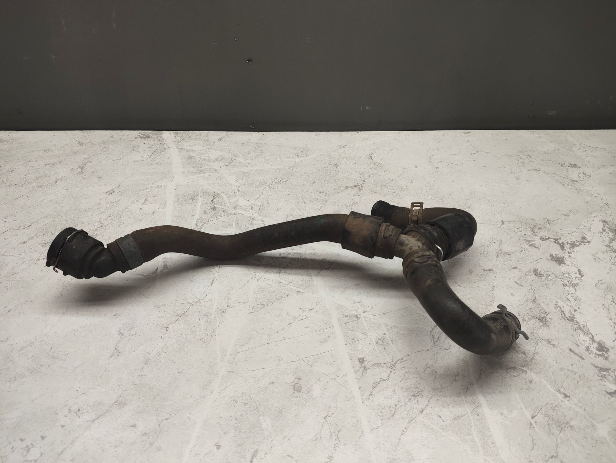 https://ycs.partsauto.market/partsauto-images/thmbs/userImages/6ab8ea4394fc0aced0b69382a3e61955/part/f312e678-7742-4ba6-8962-19f675ae6d2c_1775203860322.jpg
