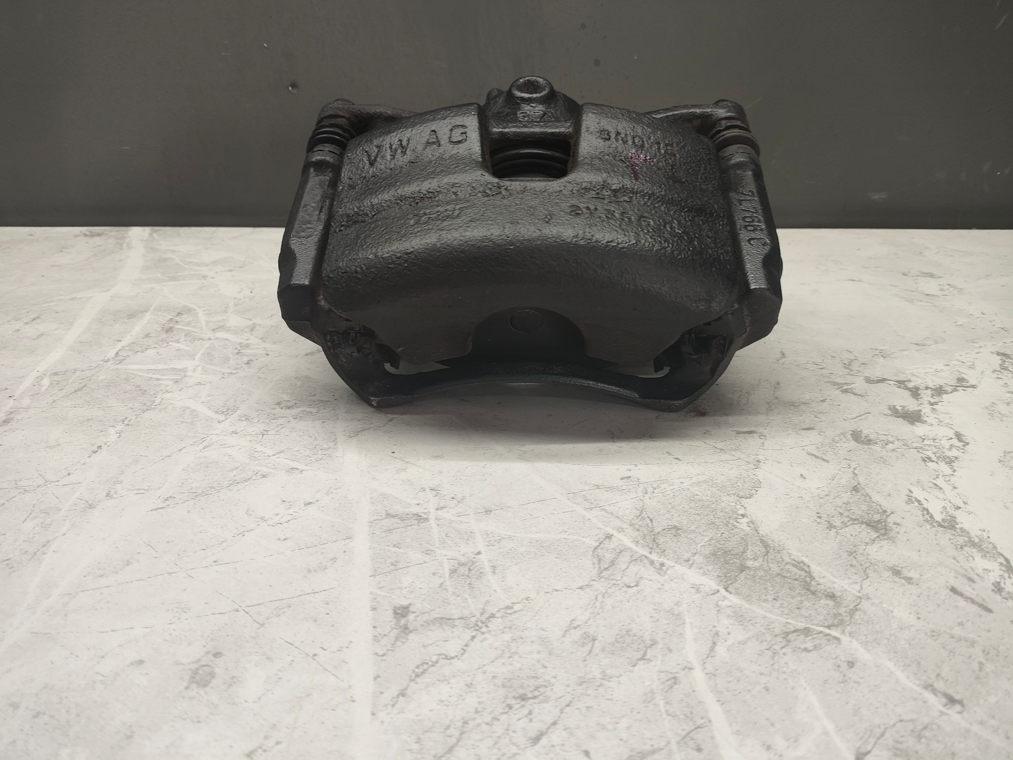 https://ycs.partsauto.market/partsauto-images/thmbs/userImages/6ab8ea4394fc0aced0b69382a3e61955/part/f3cacd6f-97ca-44a0-b3e8-e32a94fd6ec3_1775903068285.jpg