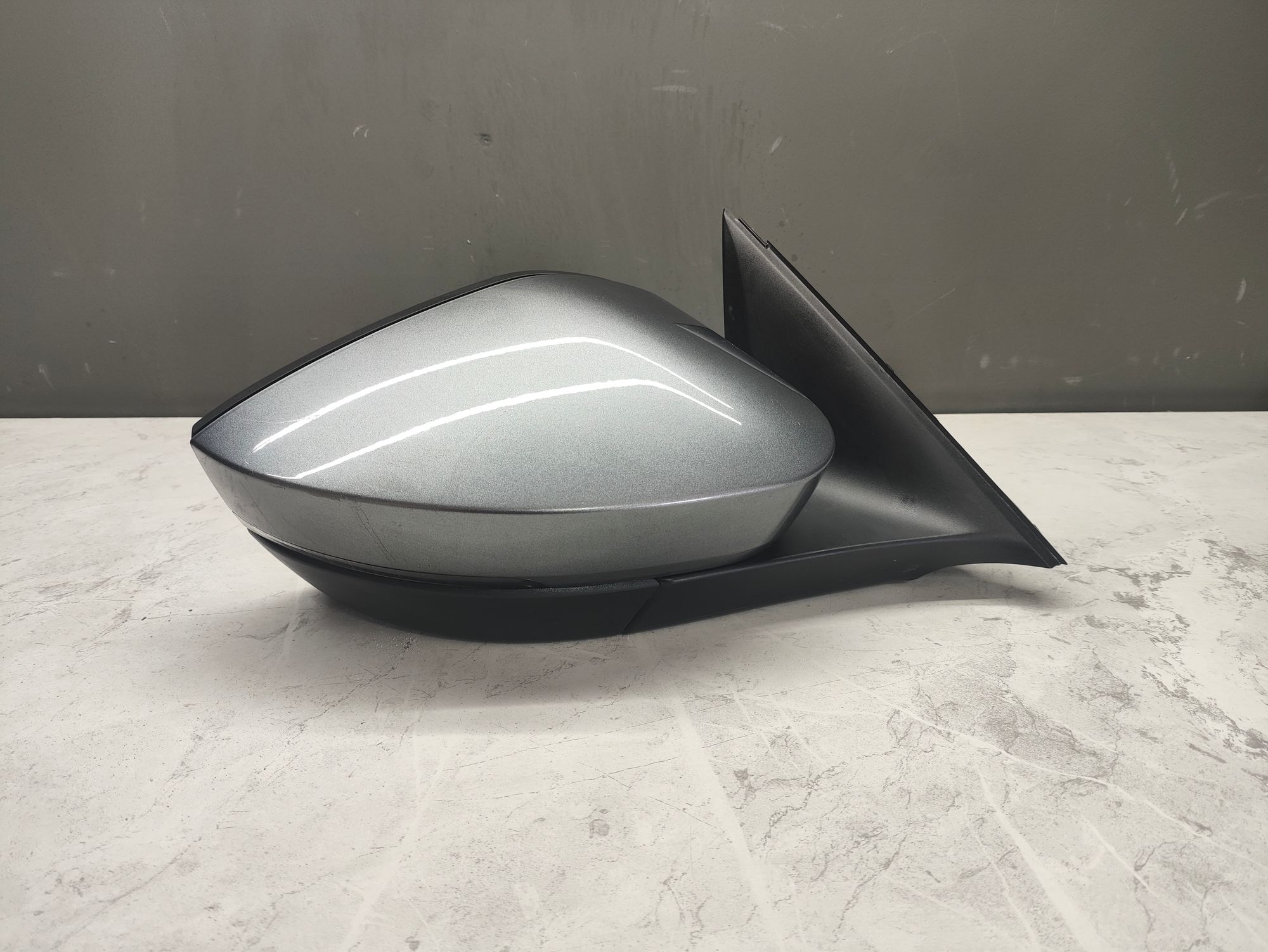 https://ycs.partsauto.market/partsauto-images/thmbs/userImages/6ab8ea4394fc0aced0b69382a3e61955/part/f4817a12-1ca4-4cba-9042-bf56e8dd6fbd_1776247484947.jpg